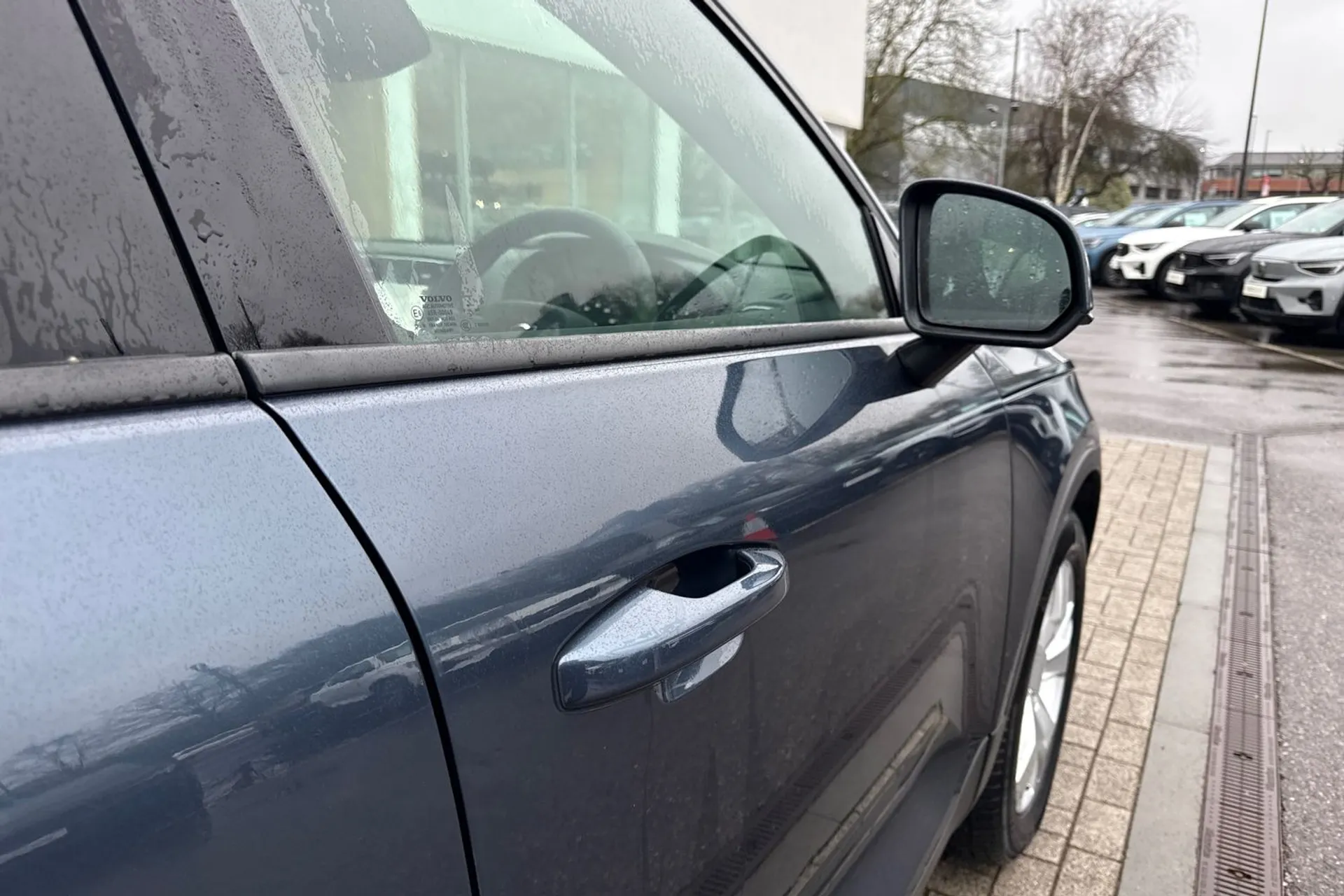 Volvo XC40 thumbnail image number 17