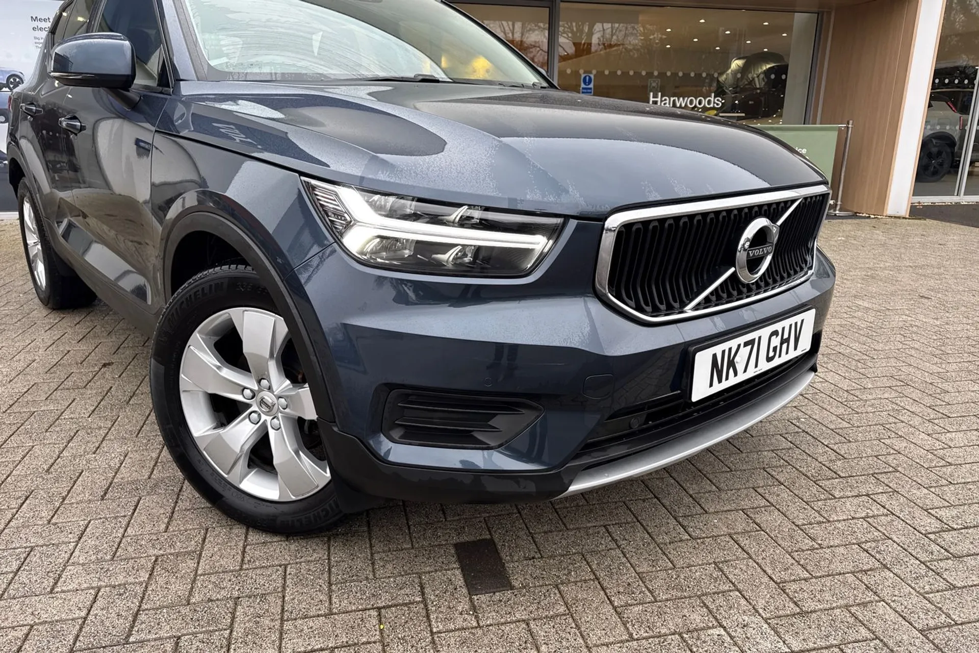 Volvo XC40 thumbnail image number 7