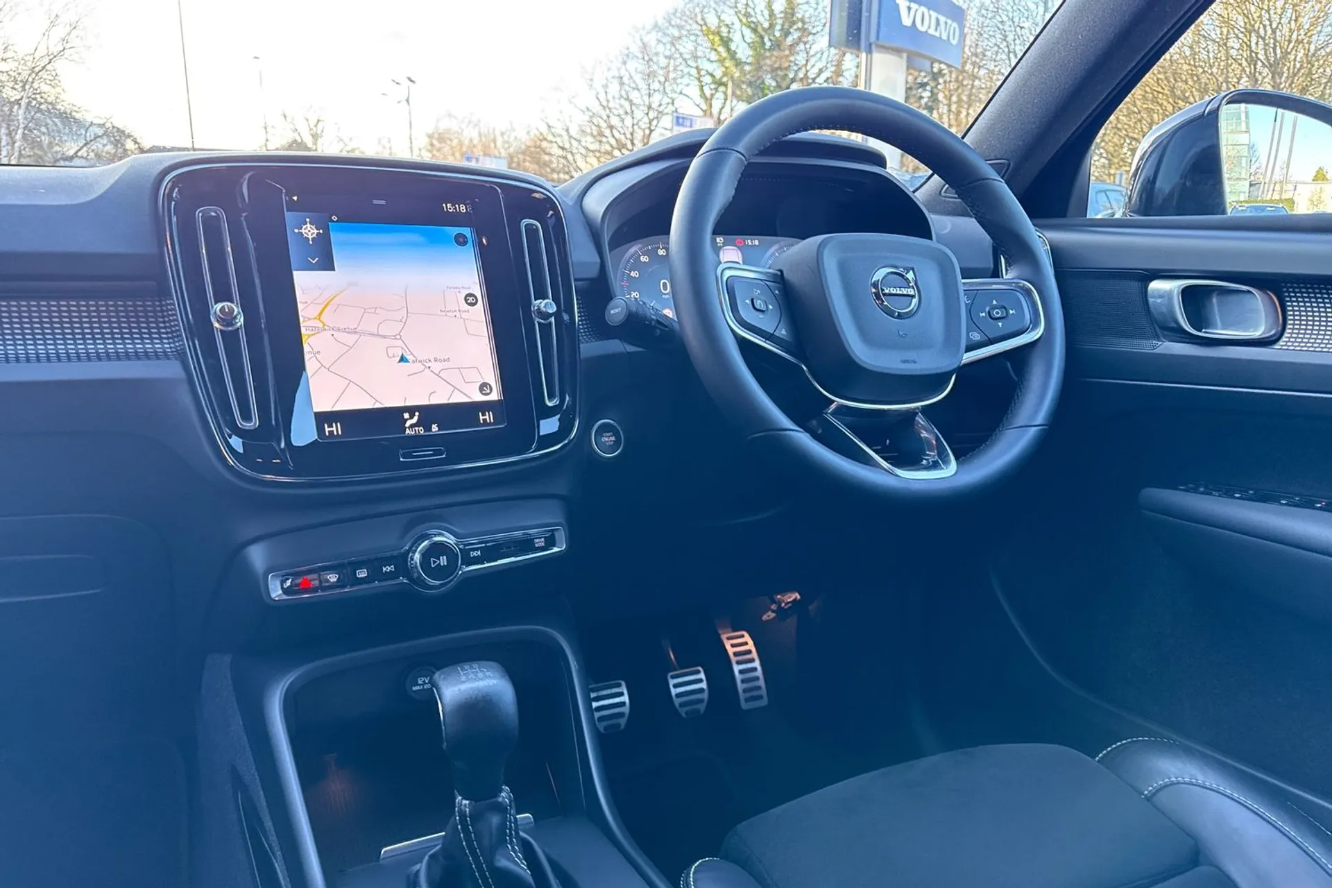 Volvo XC40 thumbnail image number 35