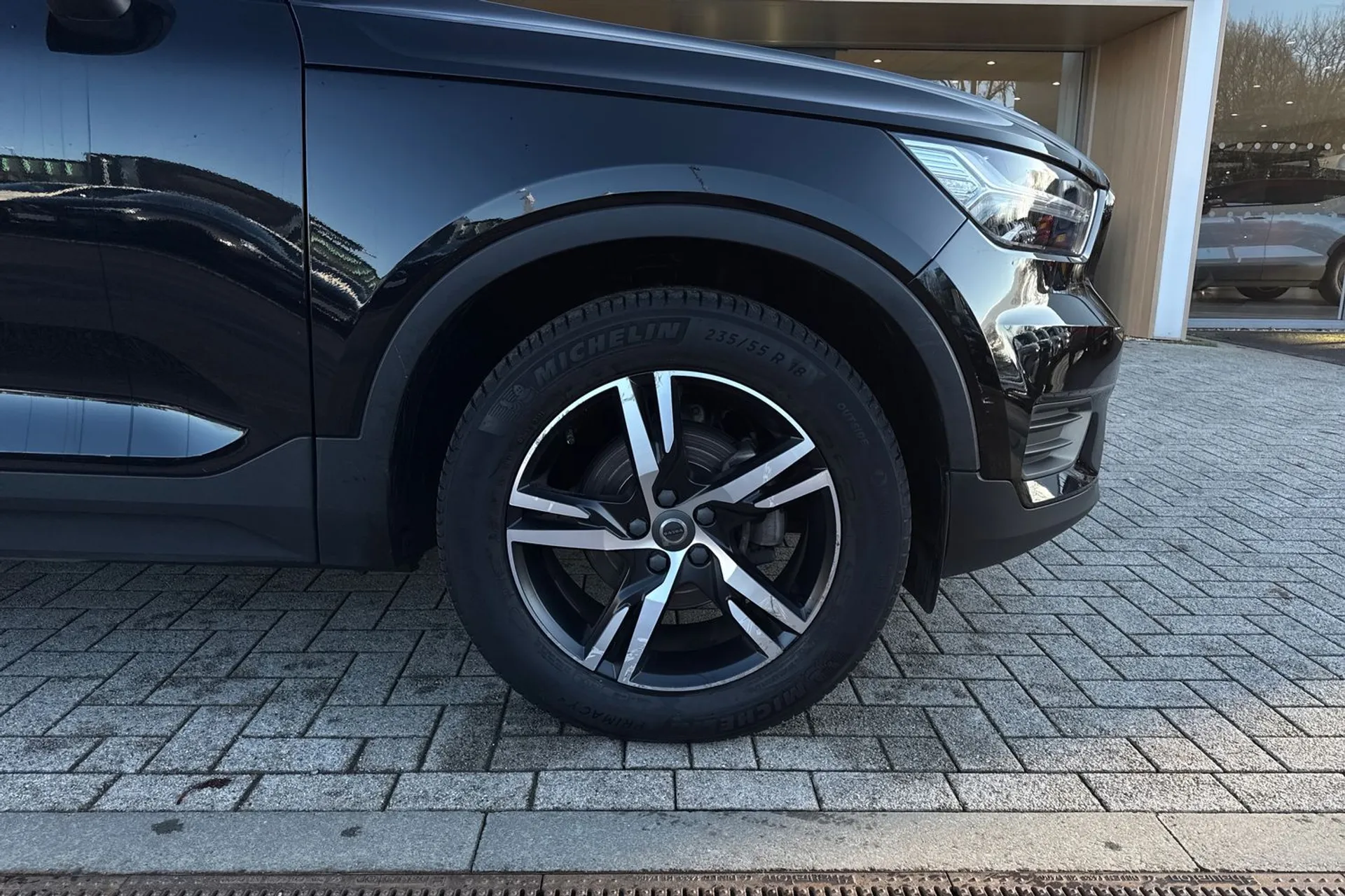 Volvo XC40 thumbnail image number 14