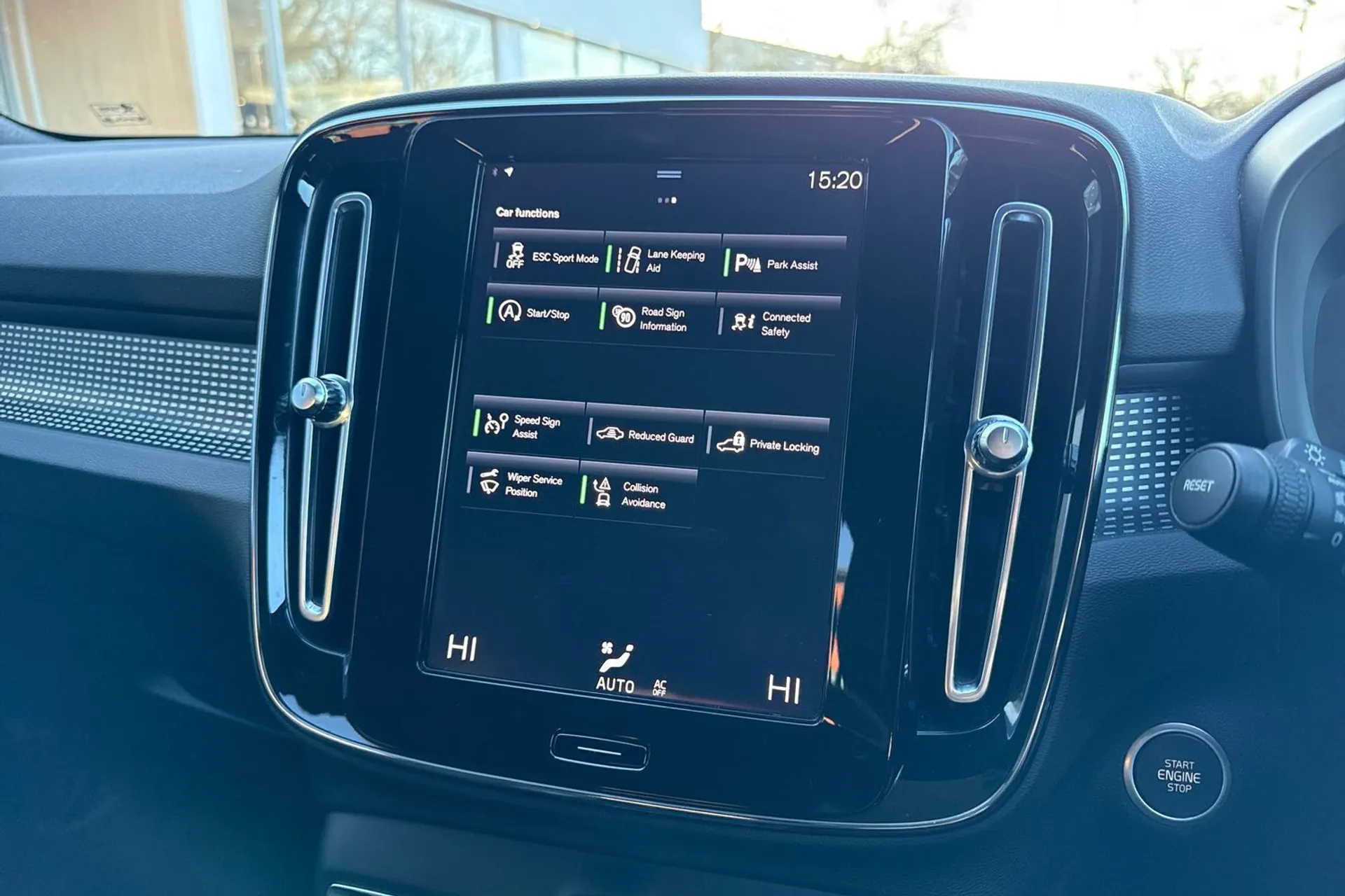 Volvo XC40 thumbnail image number 40