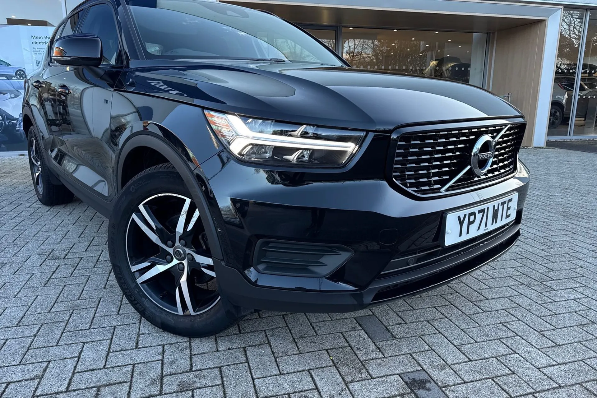 Volvo XC40 thumbnail image number 7