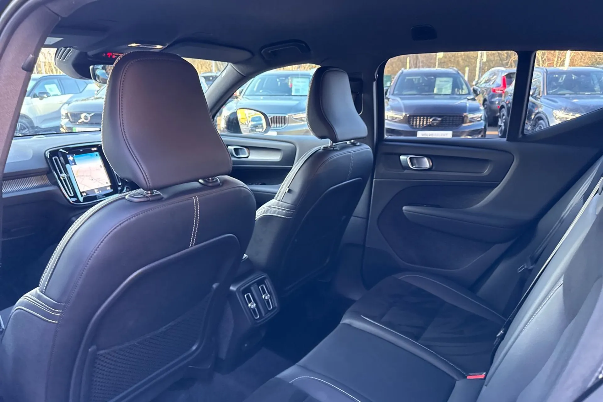 Volvo XC40 thumbnail image number 31