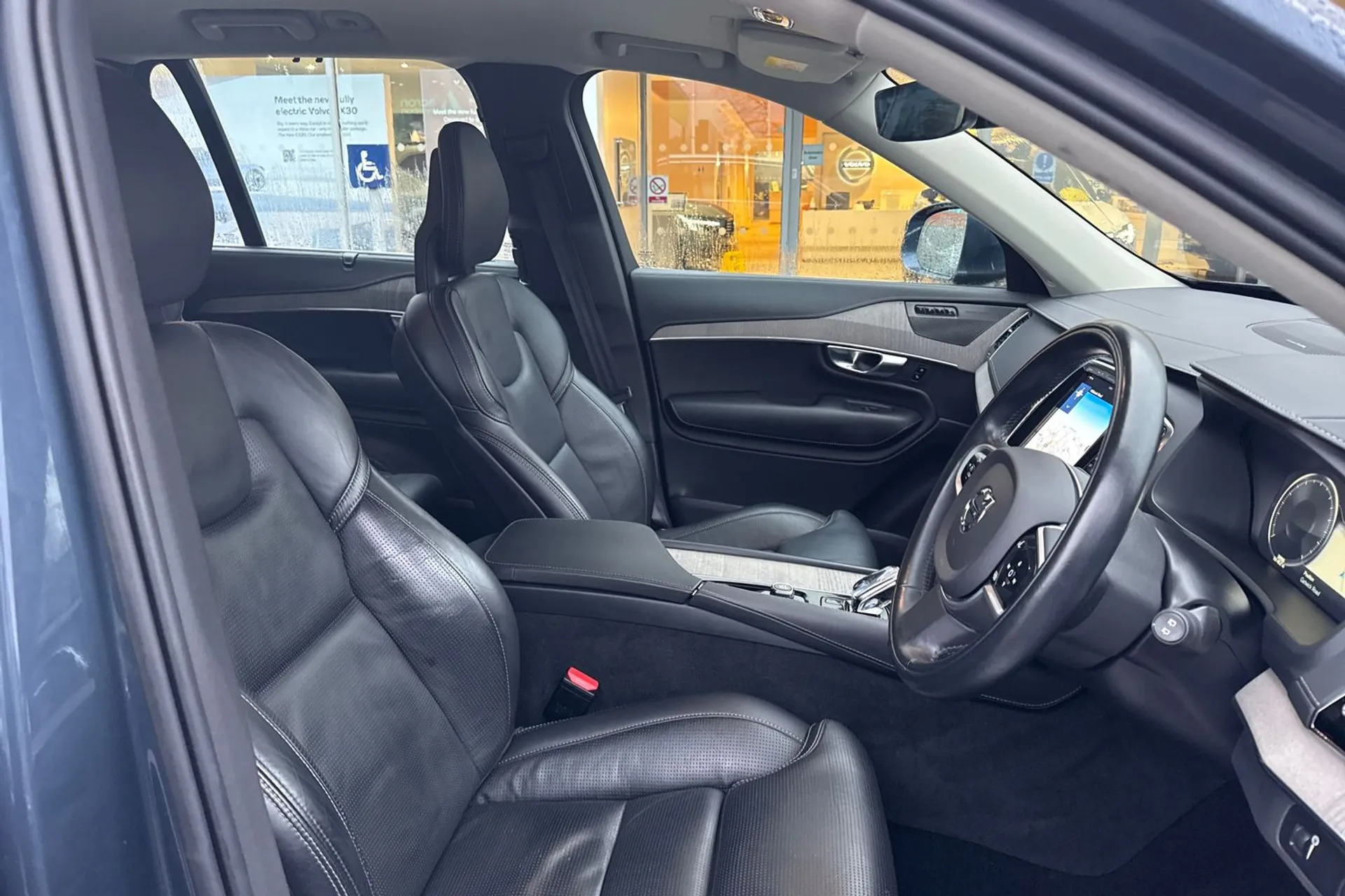 Volvo XC90 thumbnail image number 26