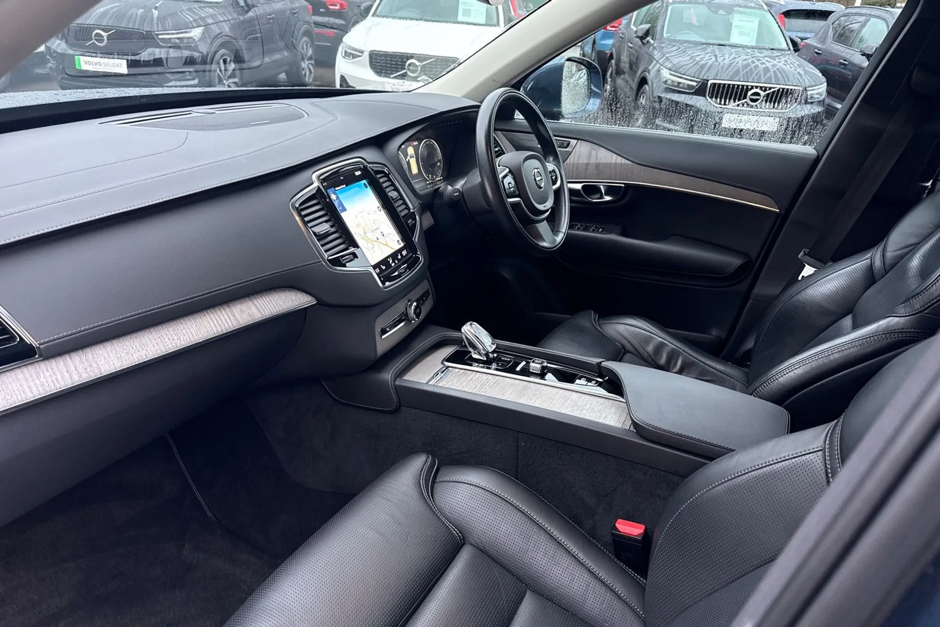 Volvo XC90 thumbnail image number 27