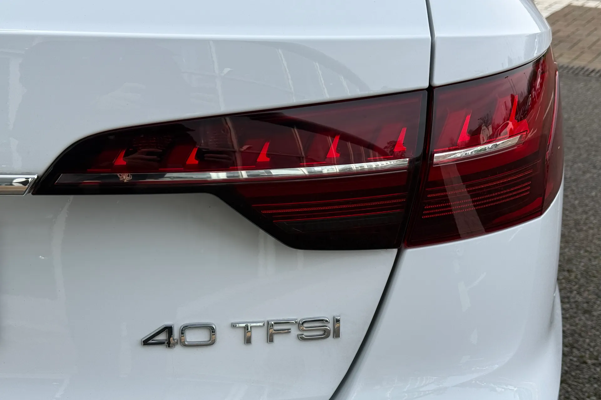 Audi A4 thumbnail image number 39