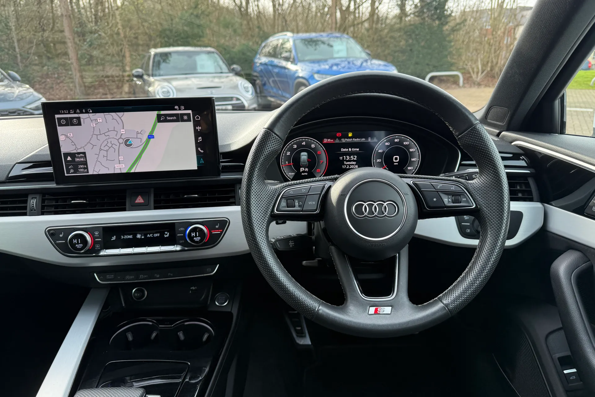 Audi A4 thumbnail image number 34