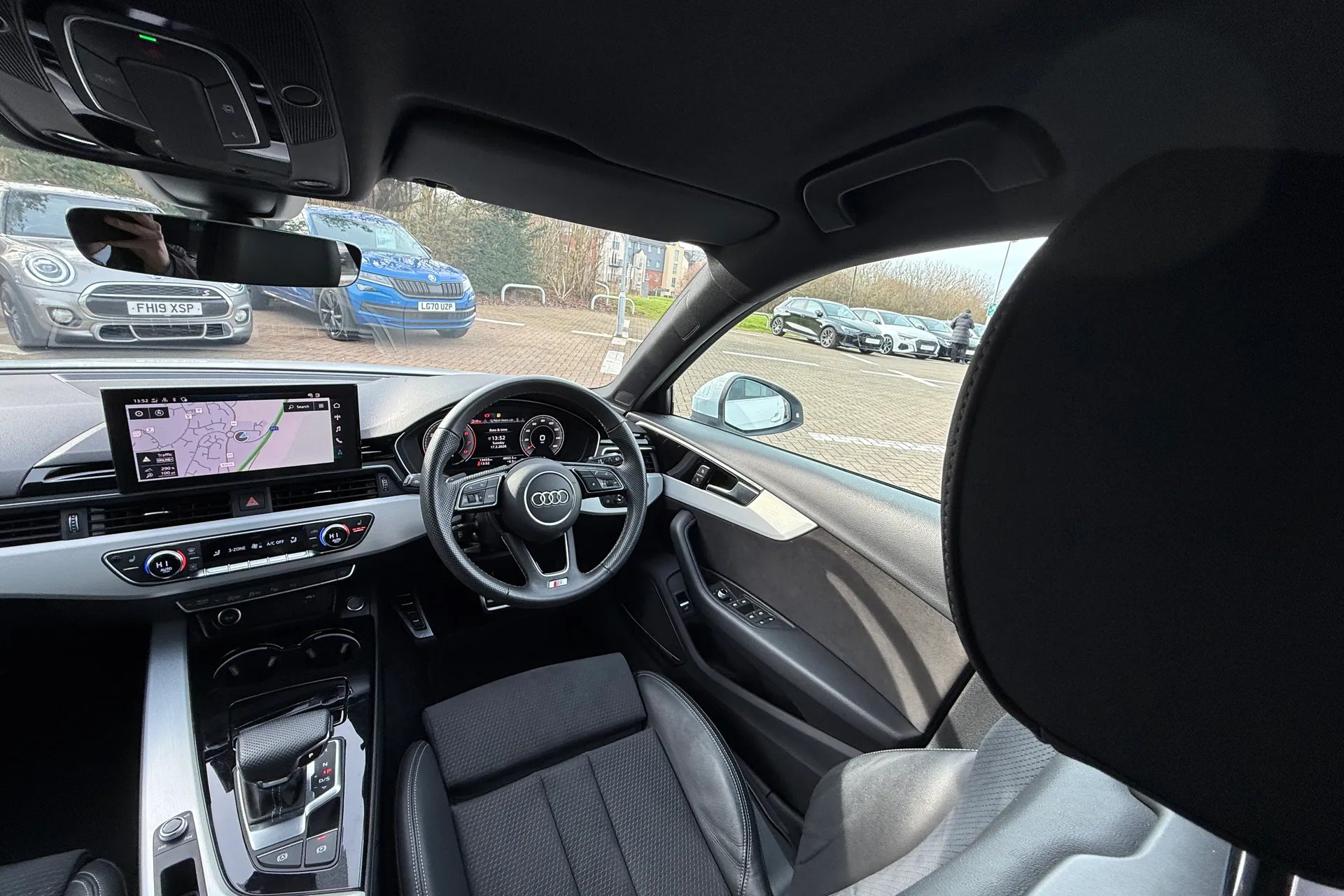 Audi A4 thumbnail image number 5