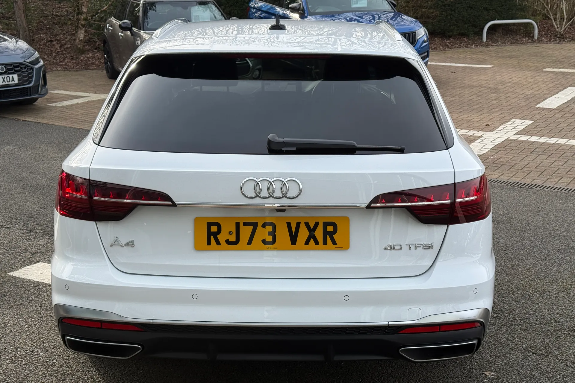 Audi A4 thumbnail image number 40