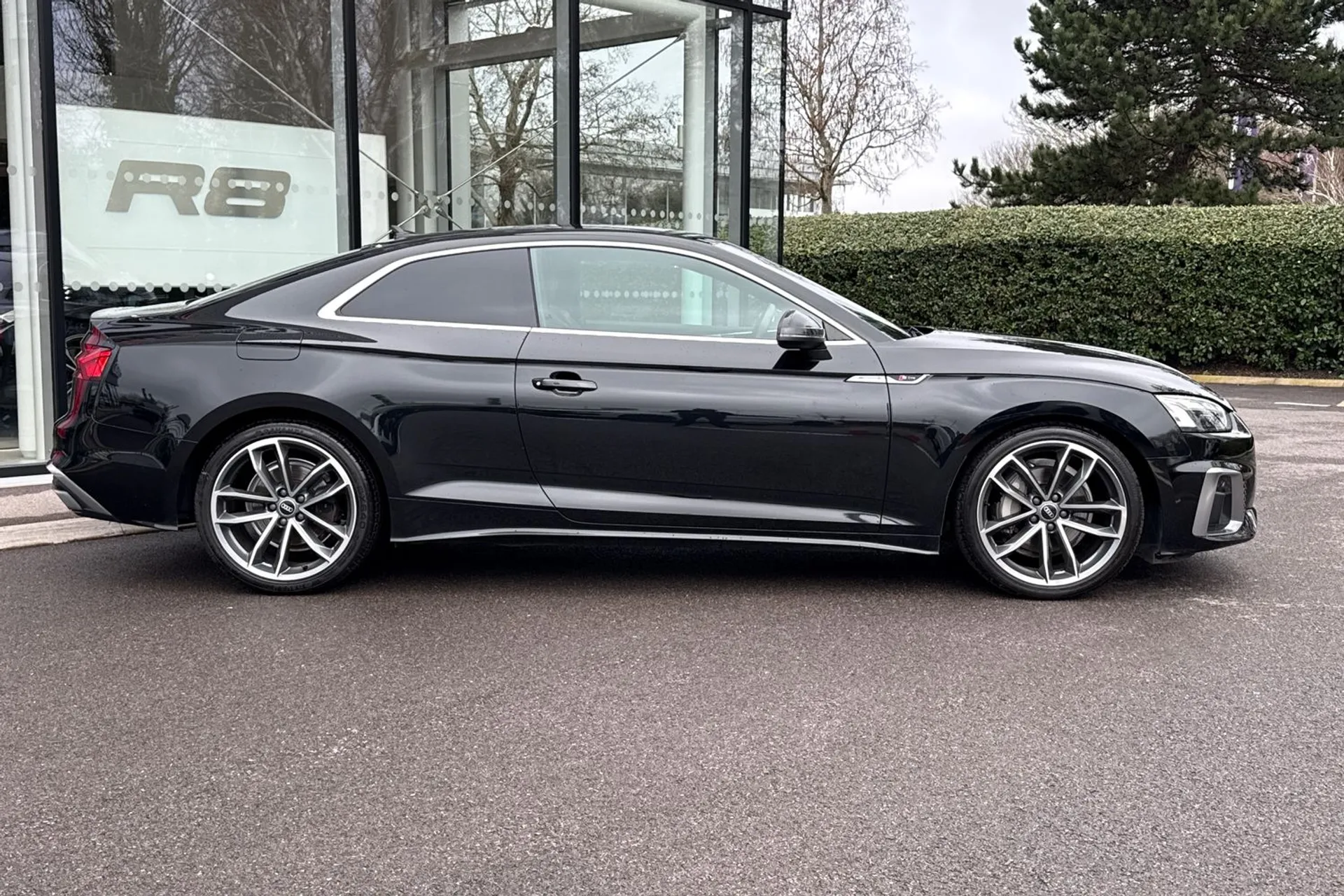 Audi A5 thumbnail image number 2