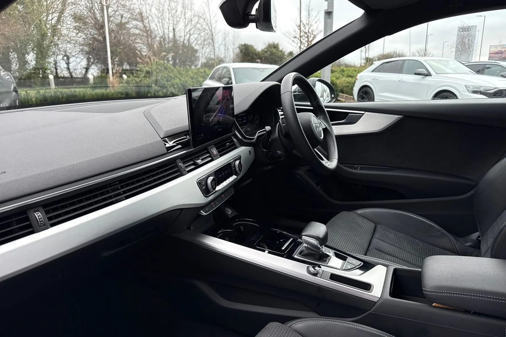 Audi A5 thumbnail image number 21