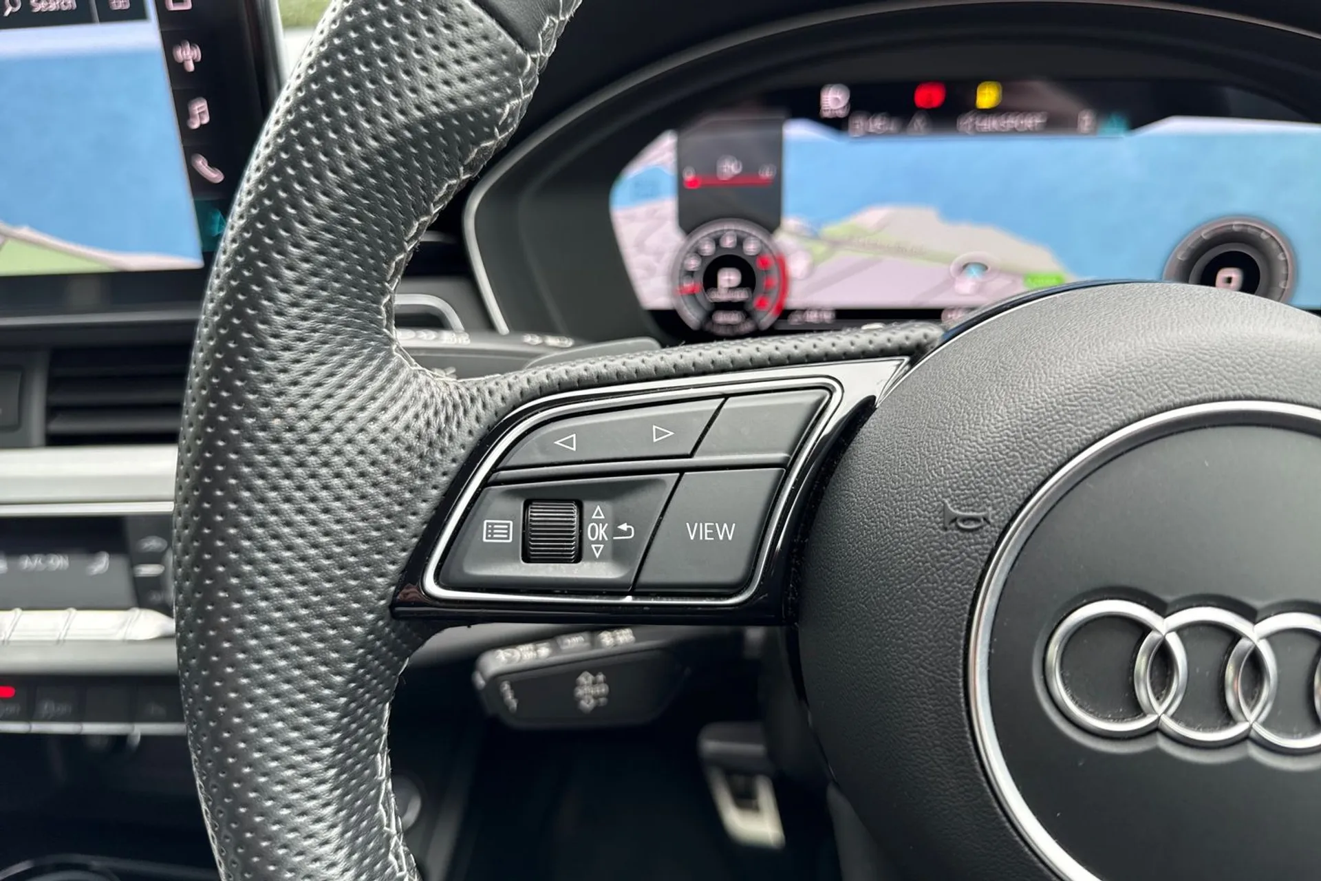 Audi A5 thumbnail image number 42