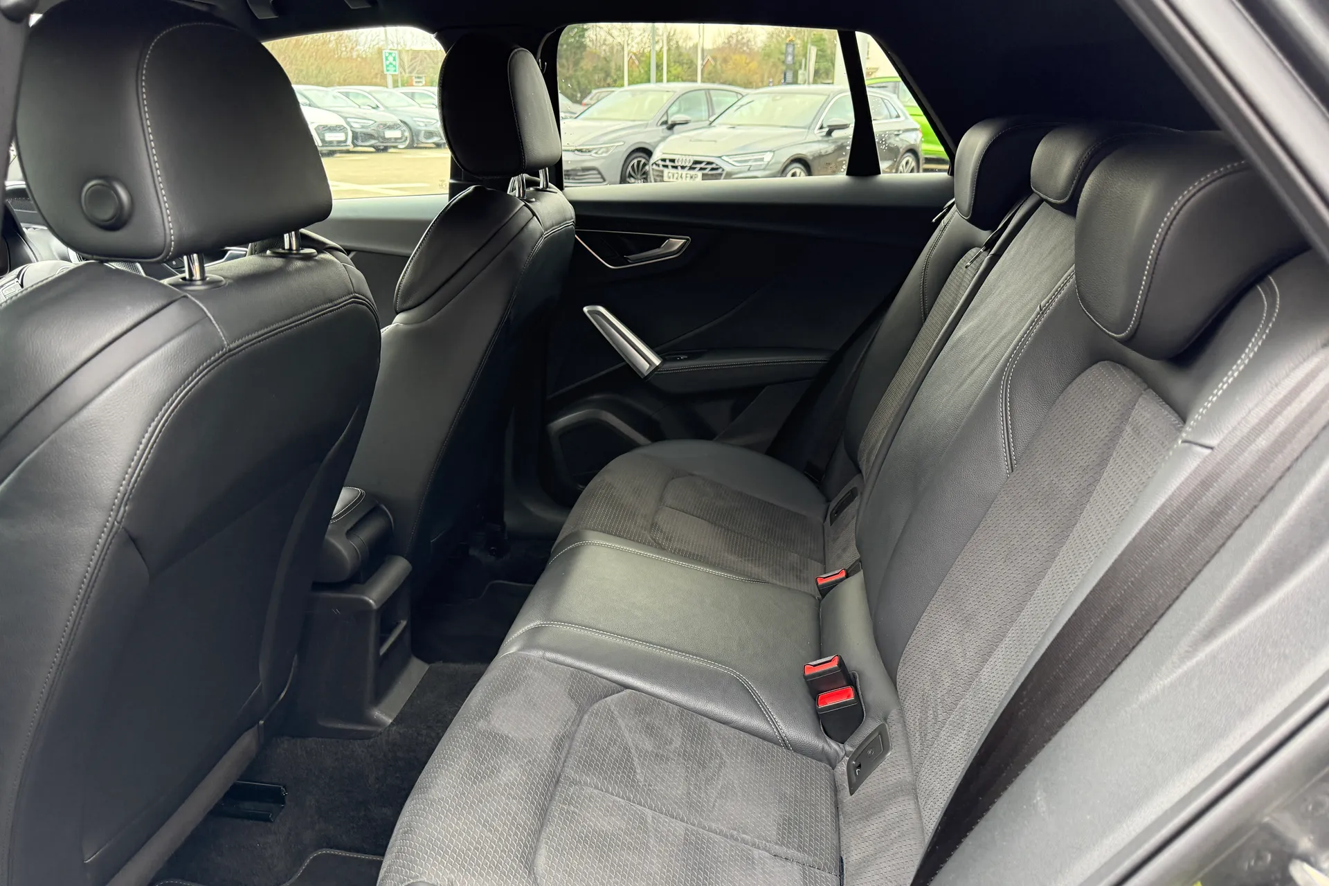 Audi Q2 thumbnail image number 48