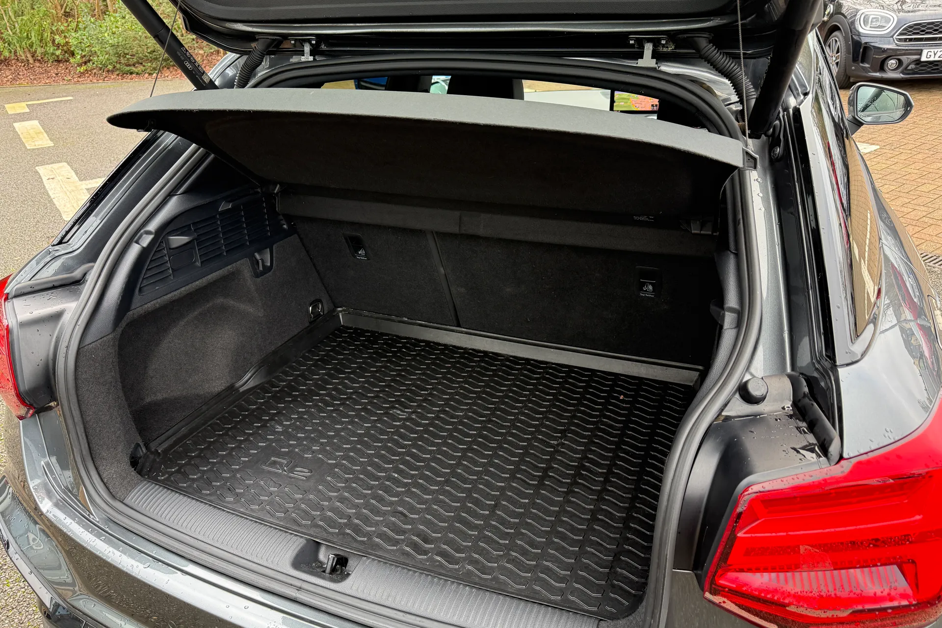 Audi Q2 thumbnail image number 42