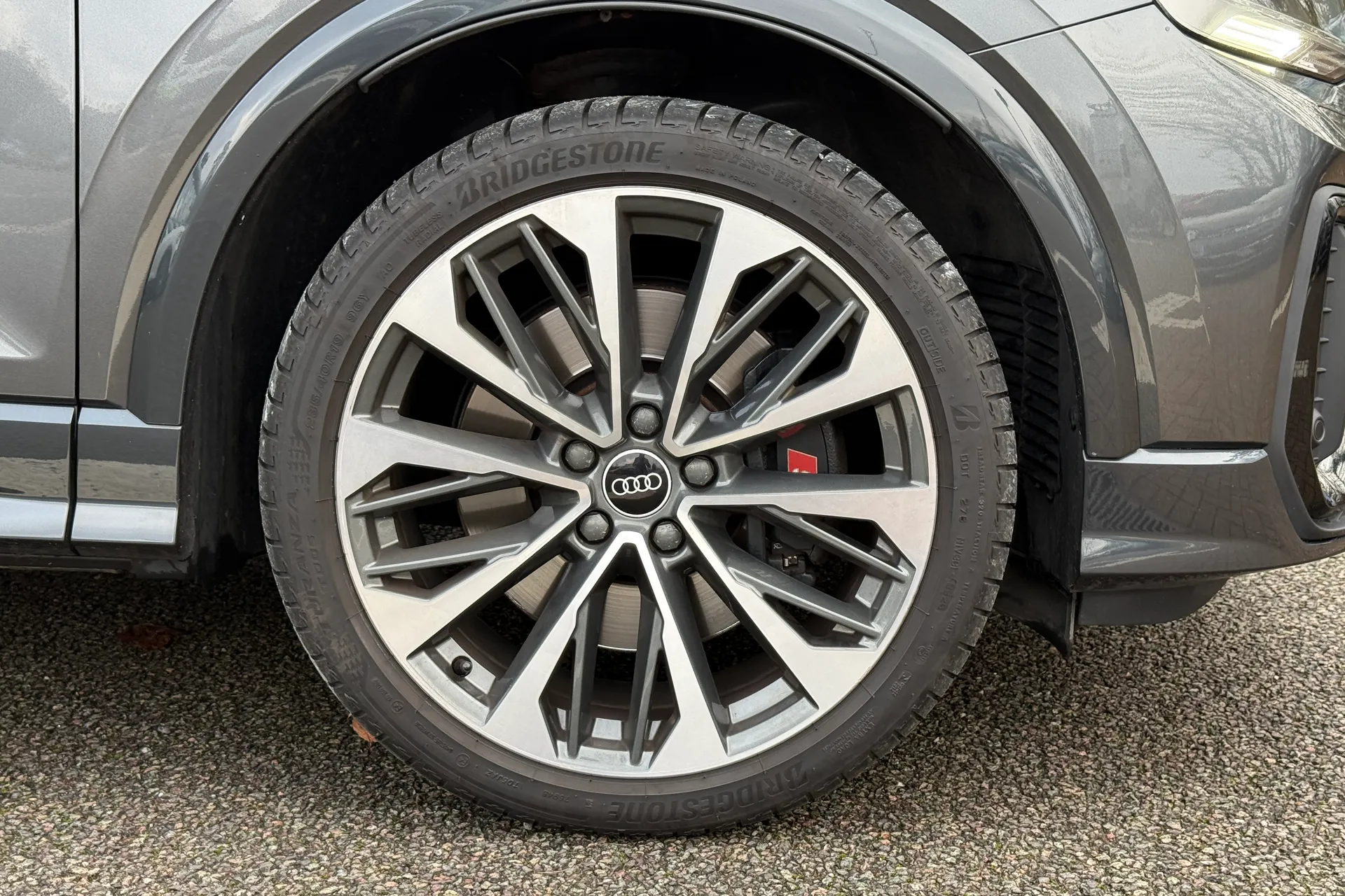 Audi Q2 thumbnail image number 27