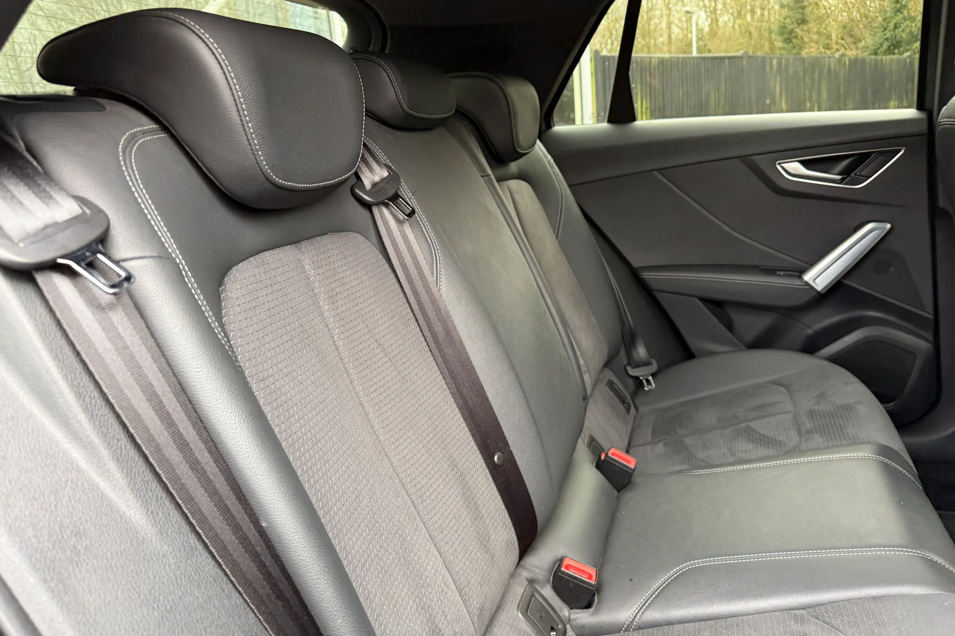 Audi Q2 thumbnail image number 30