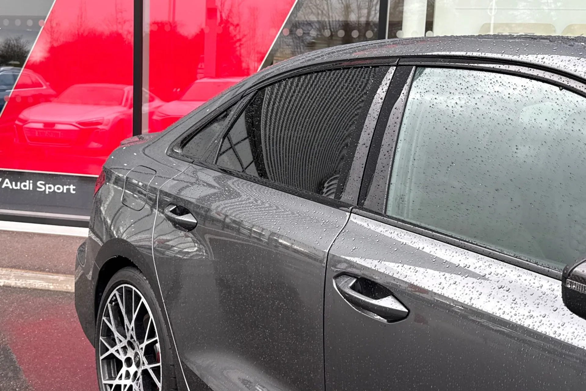 Audi RS3 thumbnail image number 25