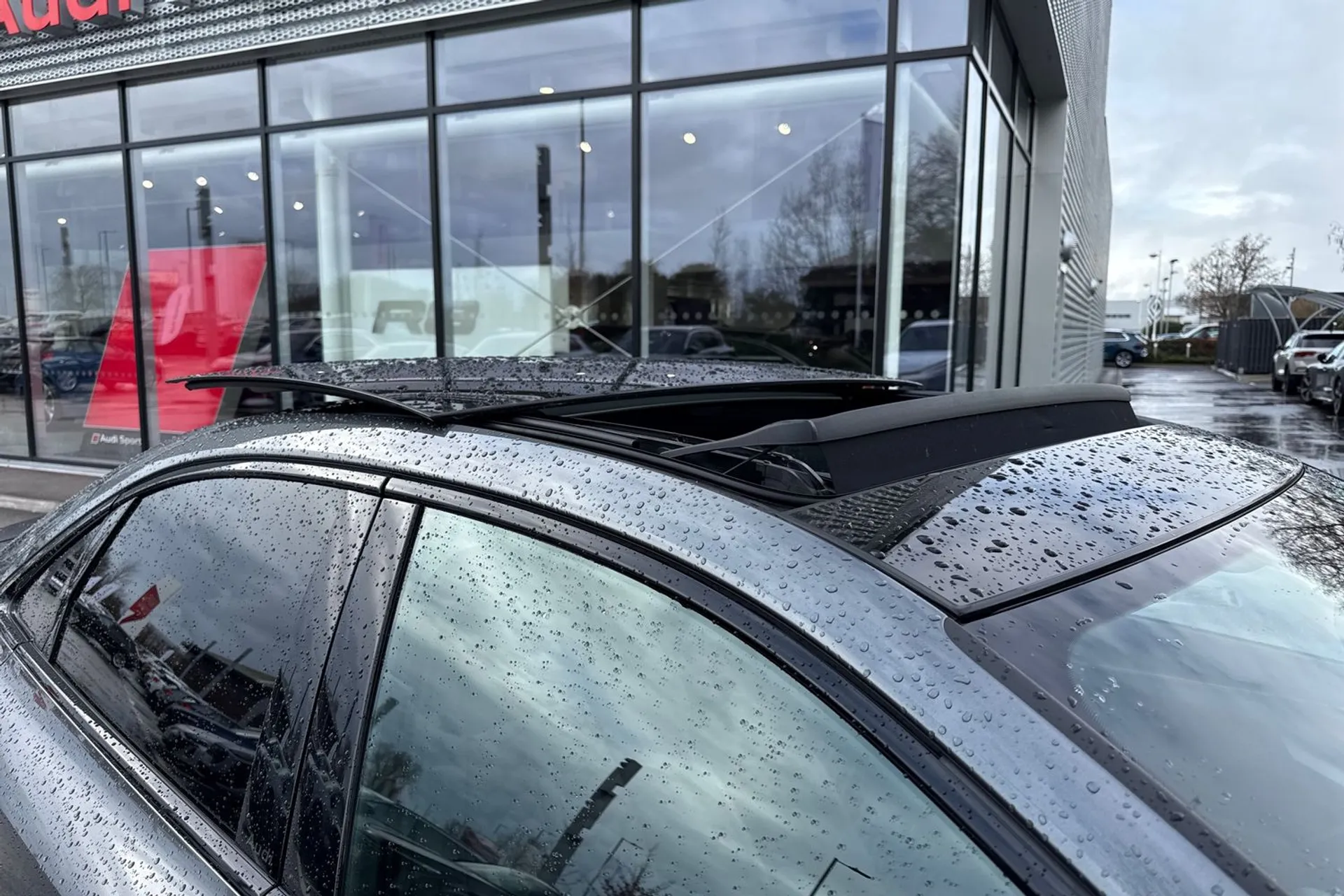 Audi RS3 thumbnail image number 20