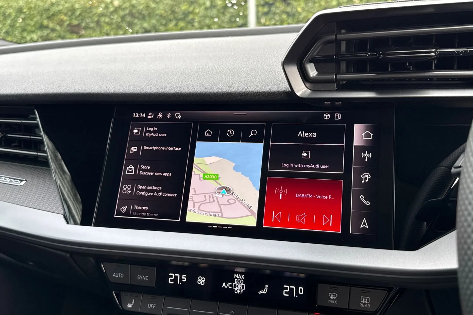 Audi RS3 thumbnail image number 22