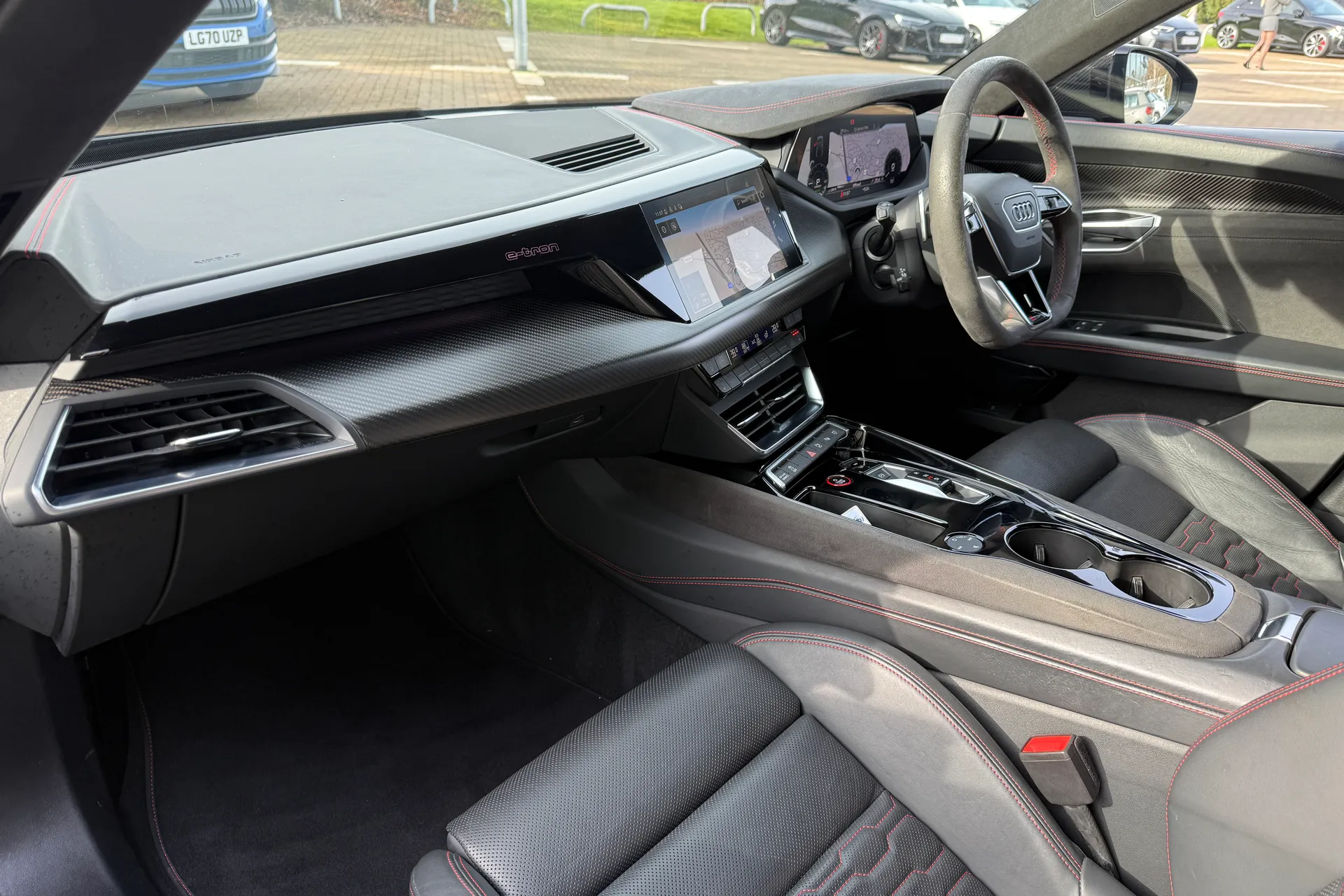 Audi RS e-tron GT thumbnail image number 51