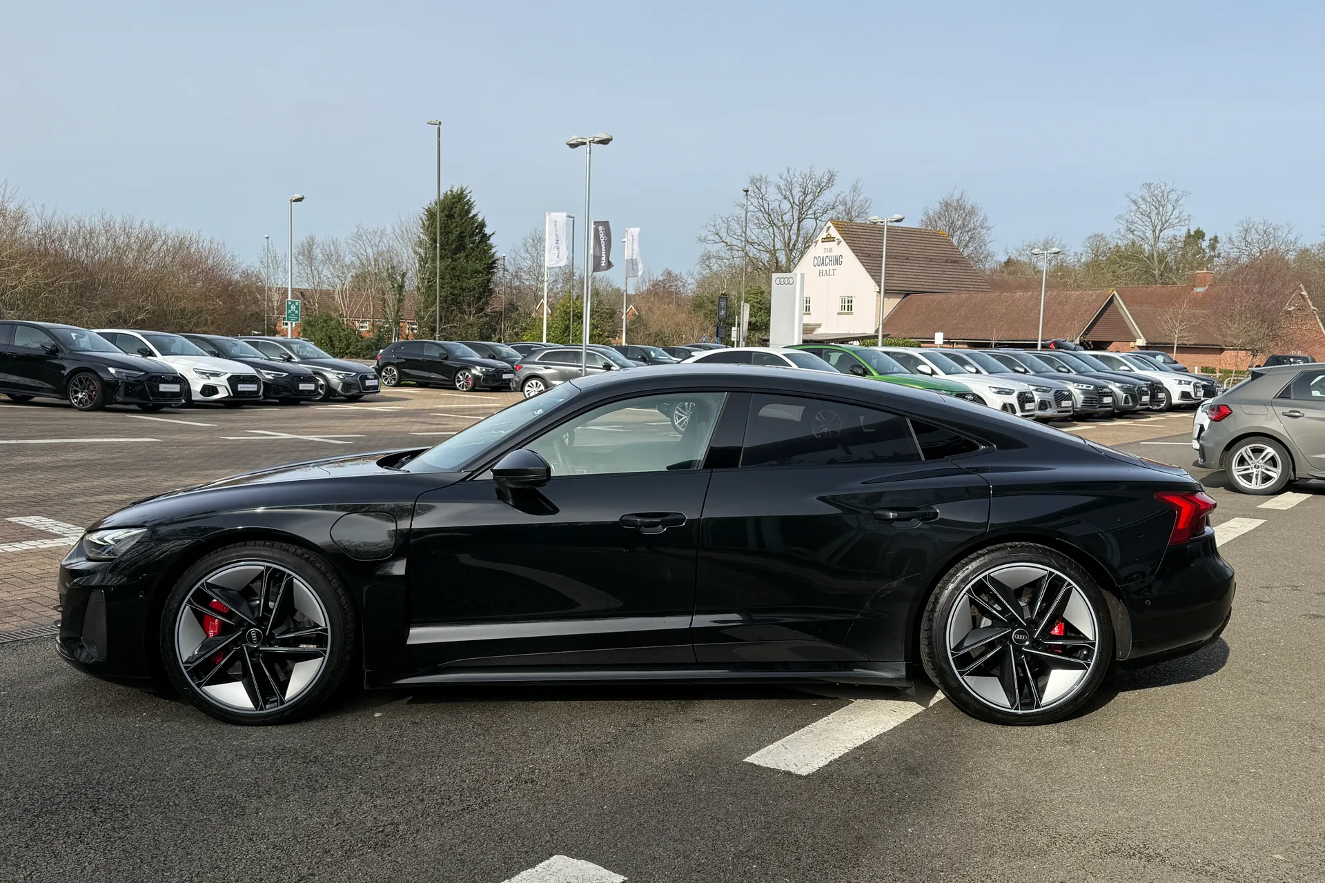 Audi RS e-tron GT thumbnail image number 47