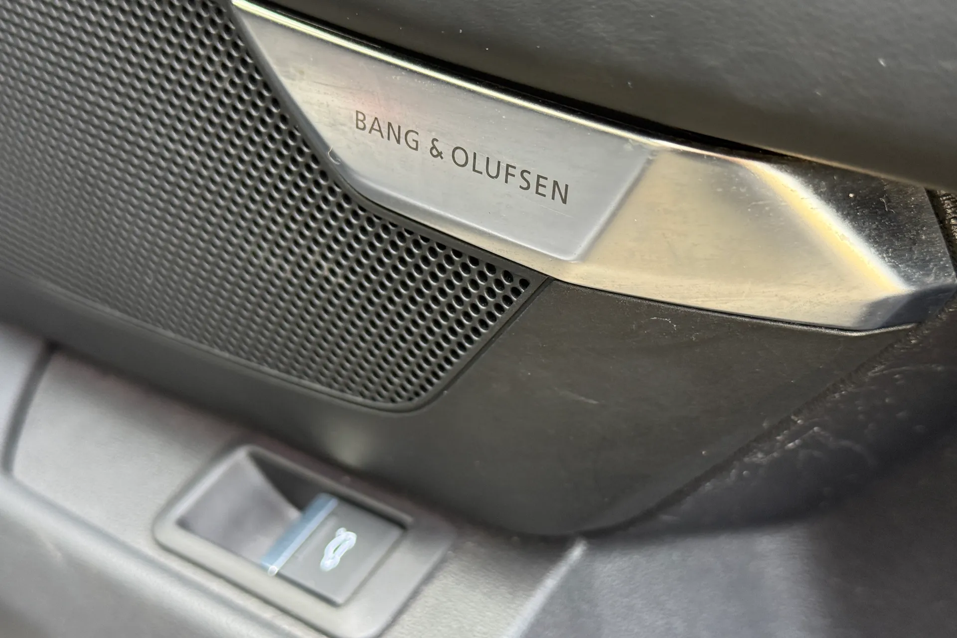 Audi RS e-tron GT thumbnail image number 26