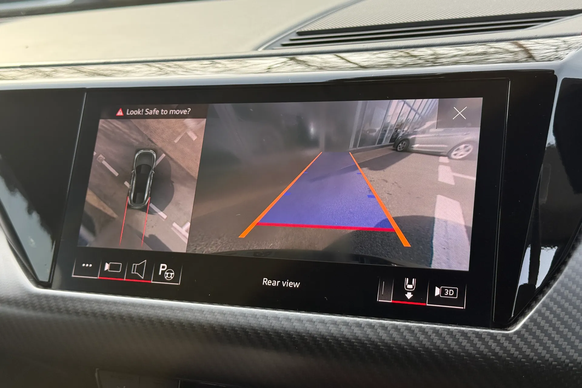 Audi RS e-tron GT thumbnail image number 4