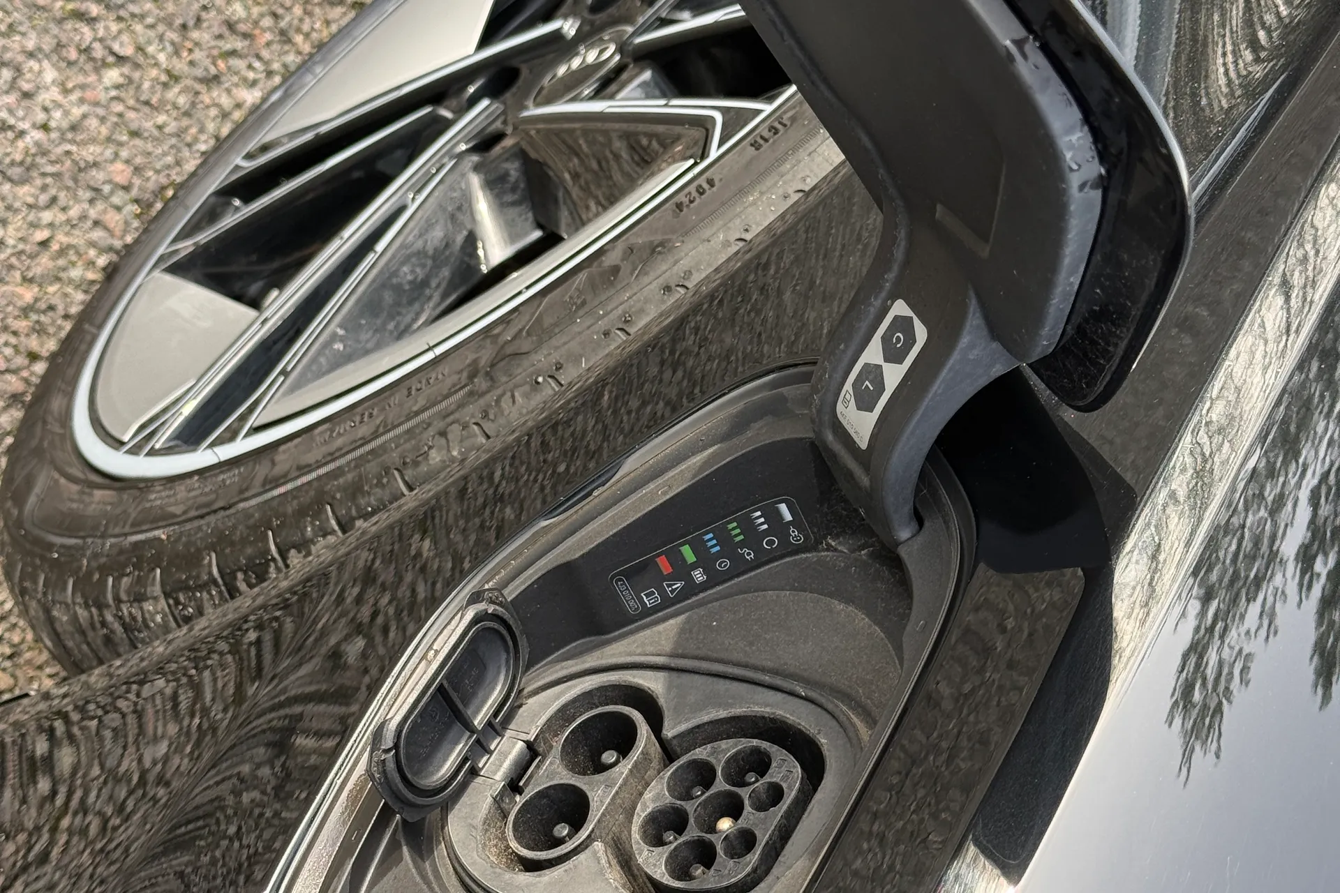 Audi RS e-tron GT thumbnail image number 54