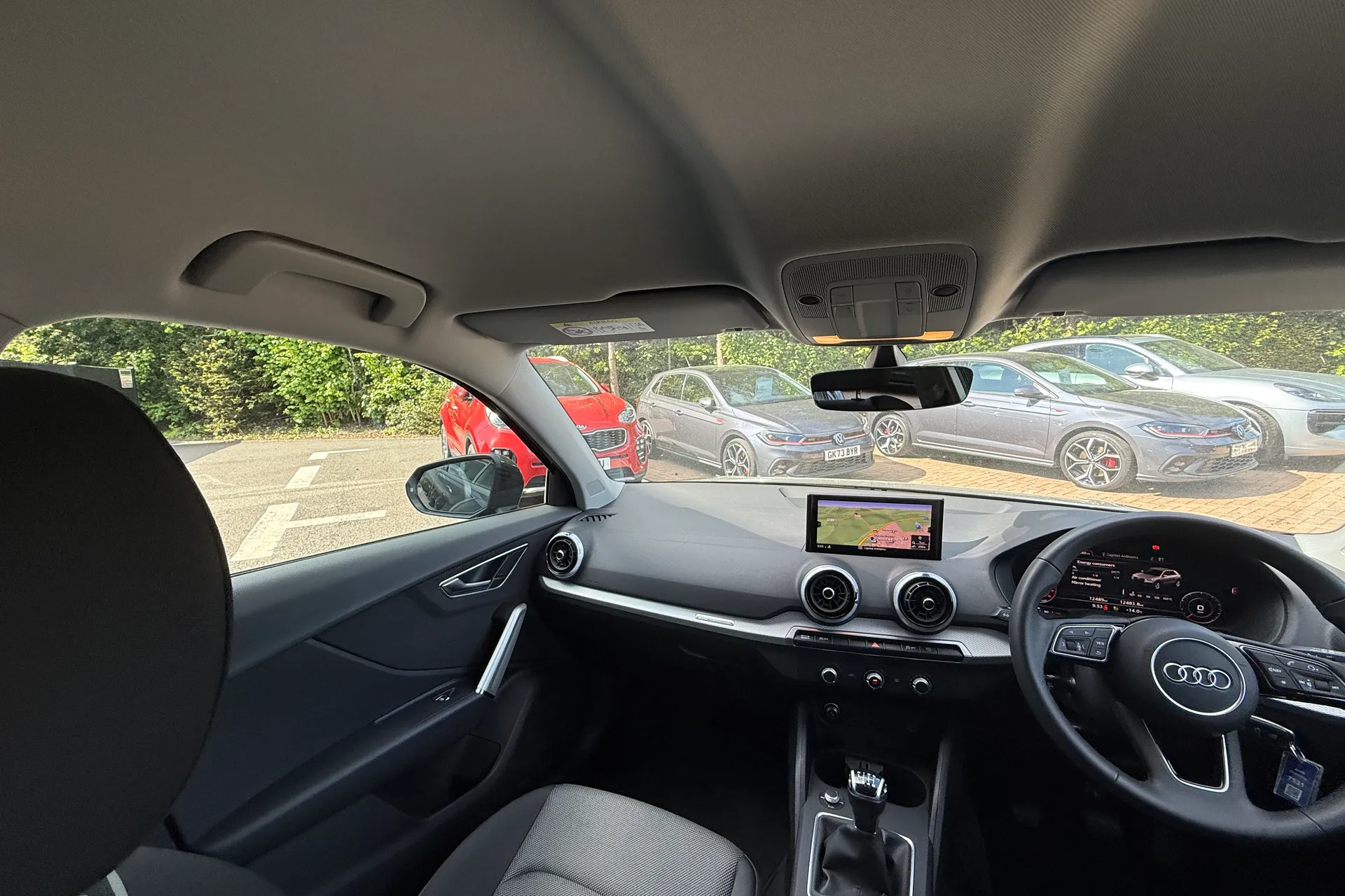 Audi Q2 thumbnail image number 36