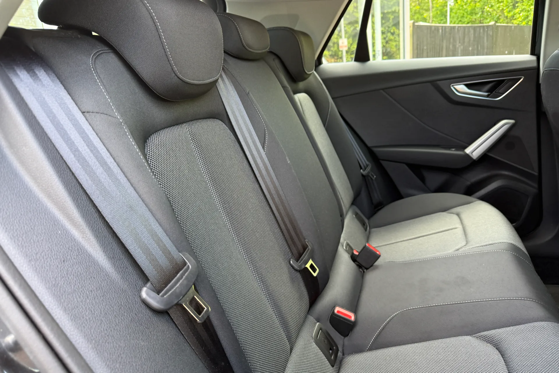 Audi Q2 thumbnail image number 30