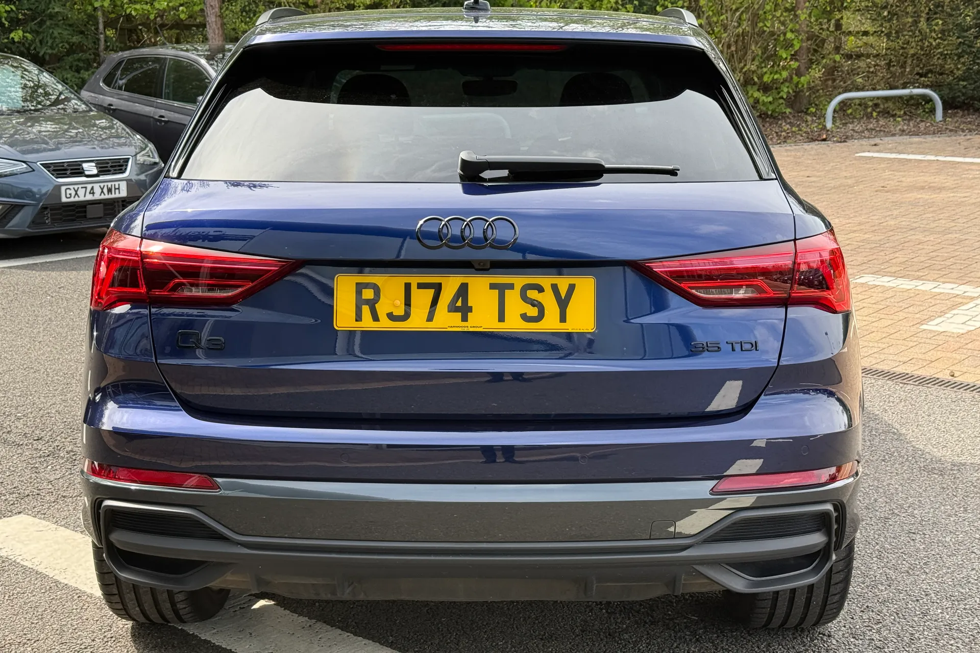 Audi Q3 thumbnail image number 41