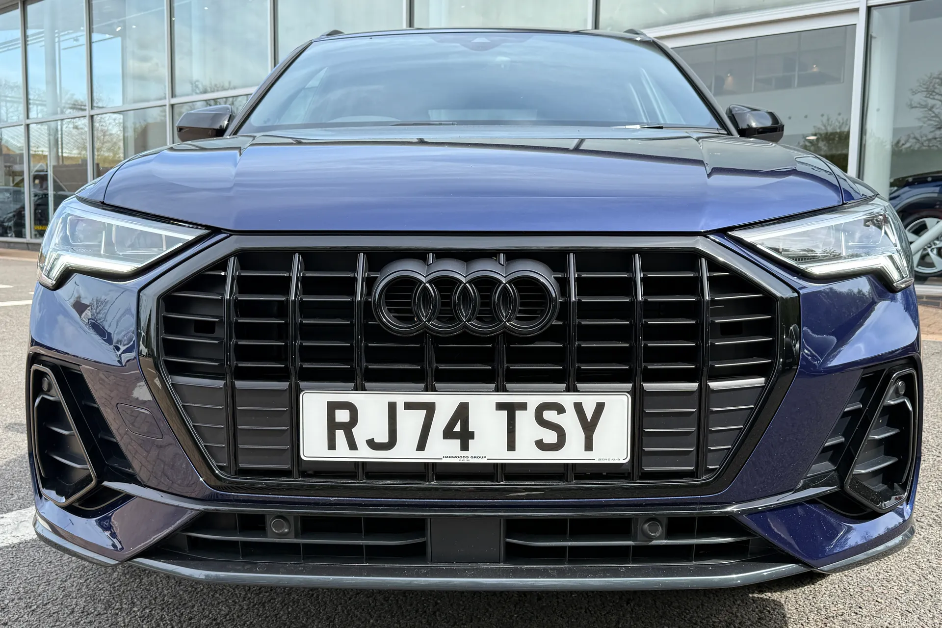 Audi Q3 thumbnail image number 56