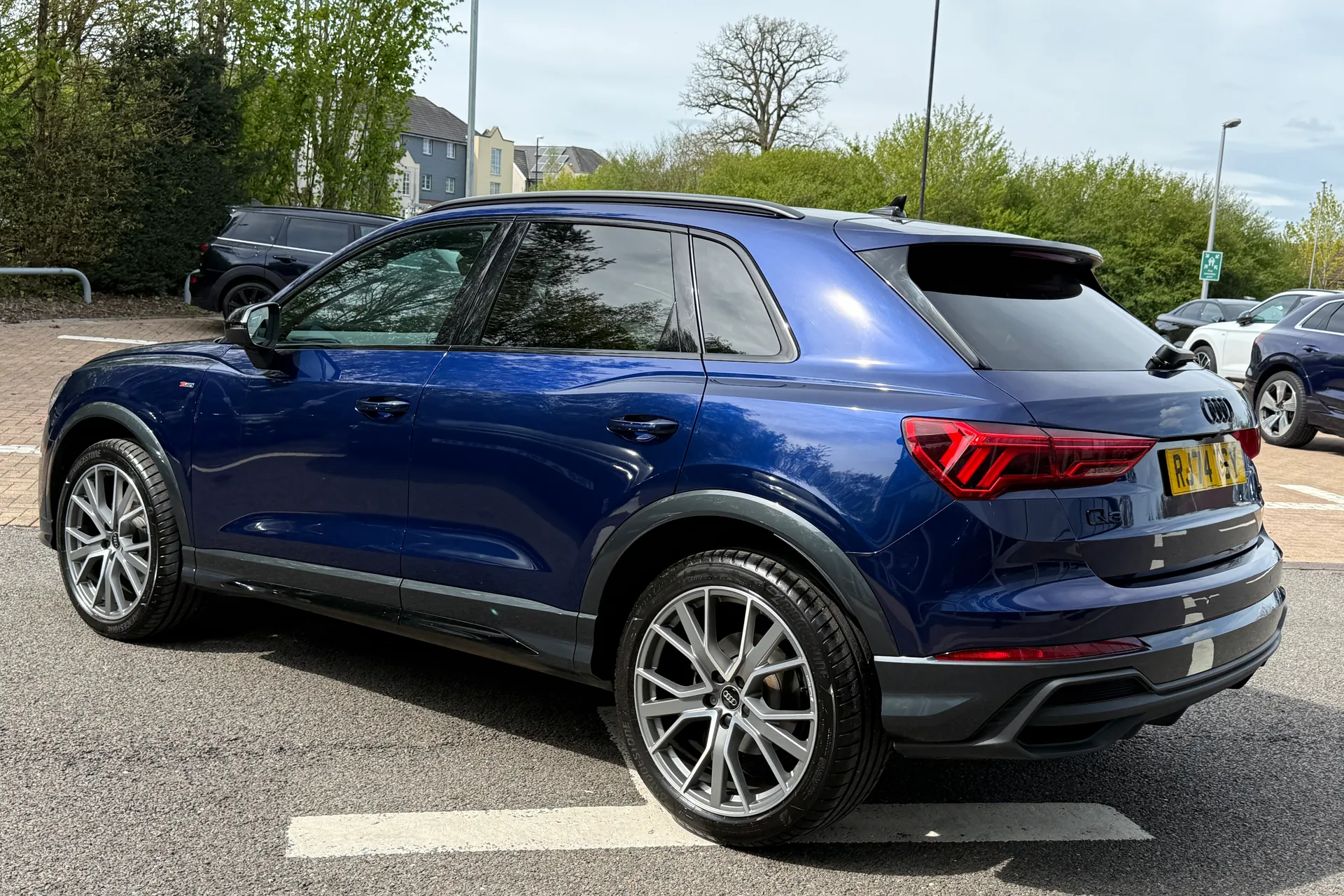 Audi Q3 thumbnail image number 46