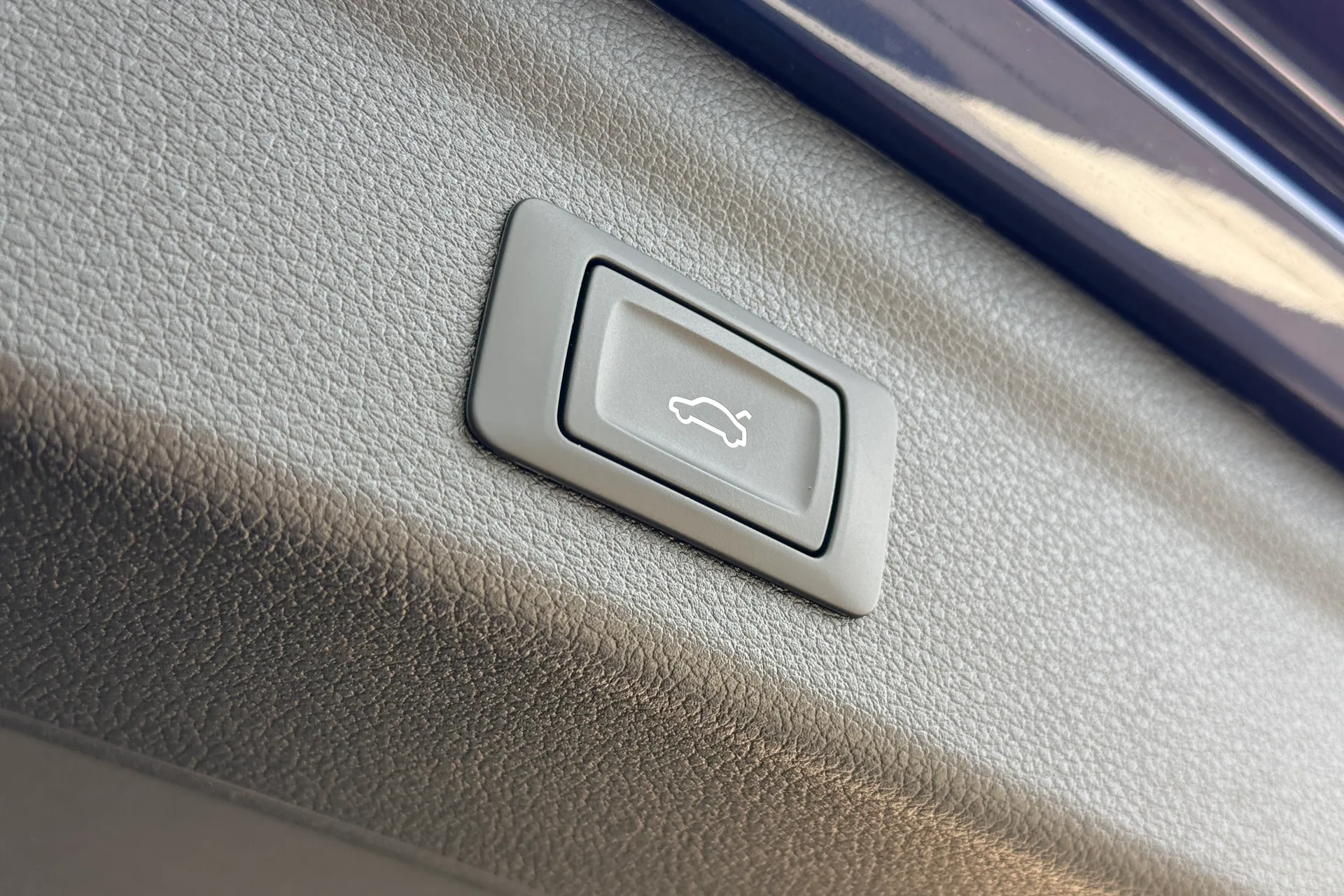 Audi Q3 thumbnail image number 45