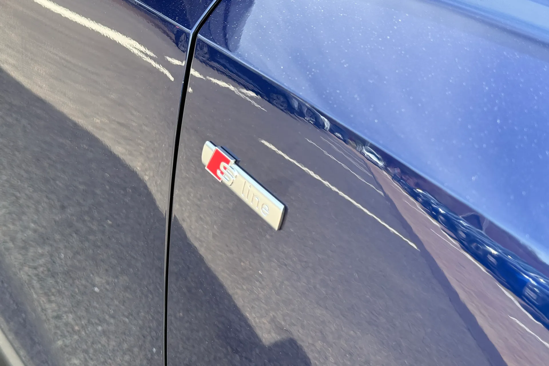 Audi Q3 thumbnail image number 9