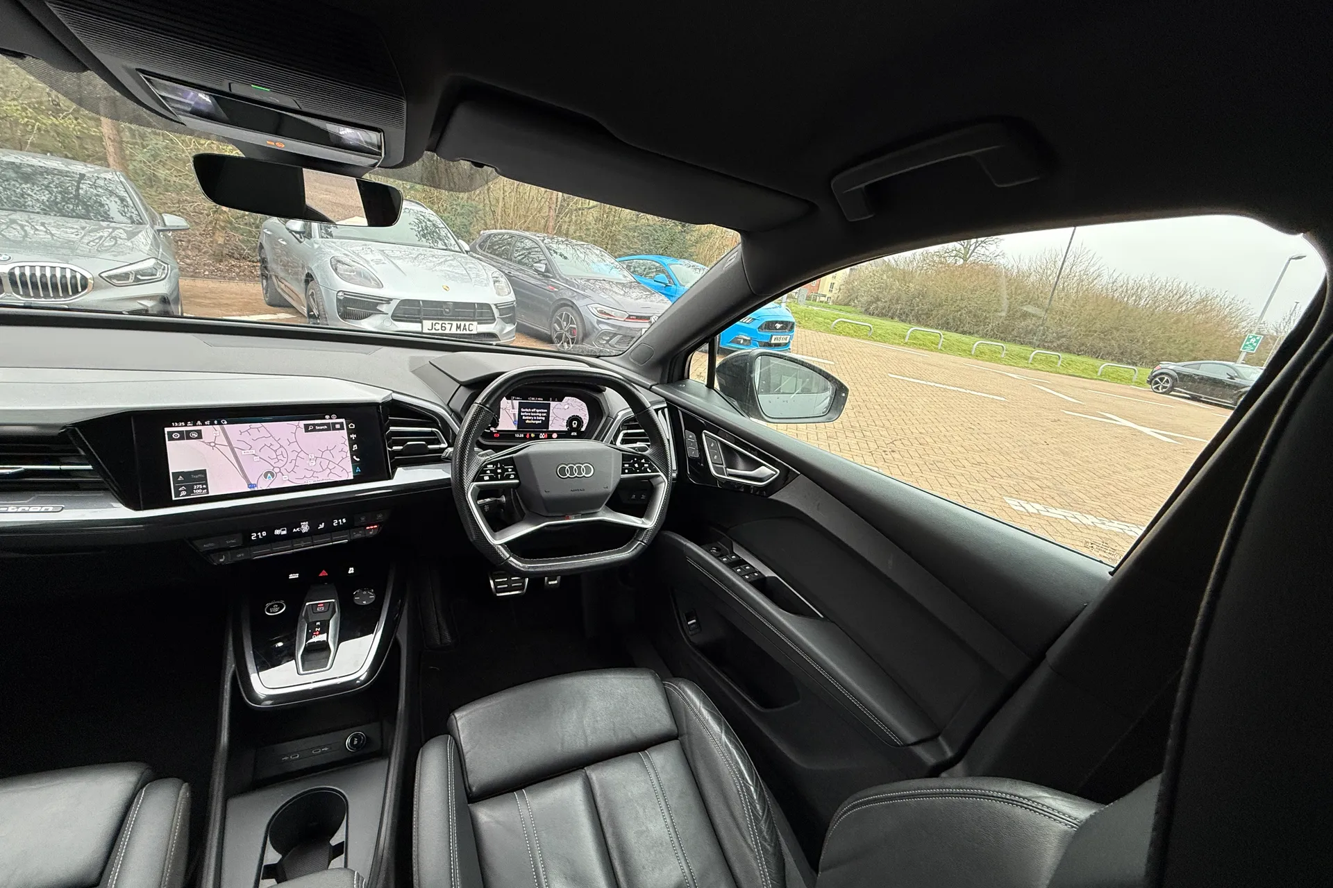 Audi Q4 thumbnail image number 34