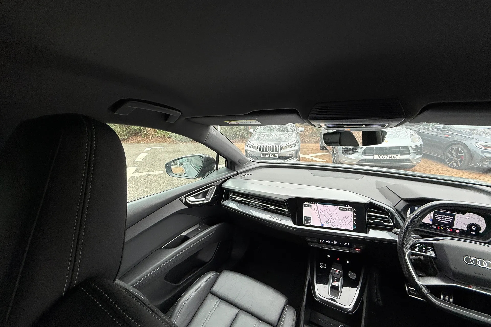 Audi Q4 thumbnail image number 33