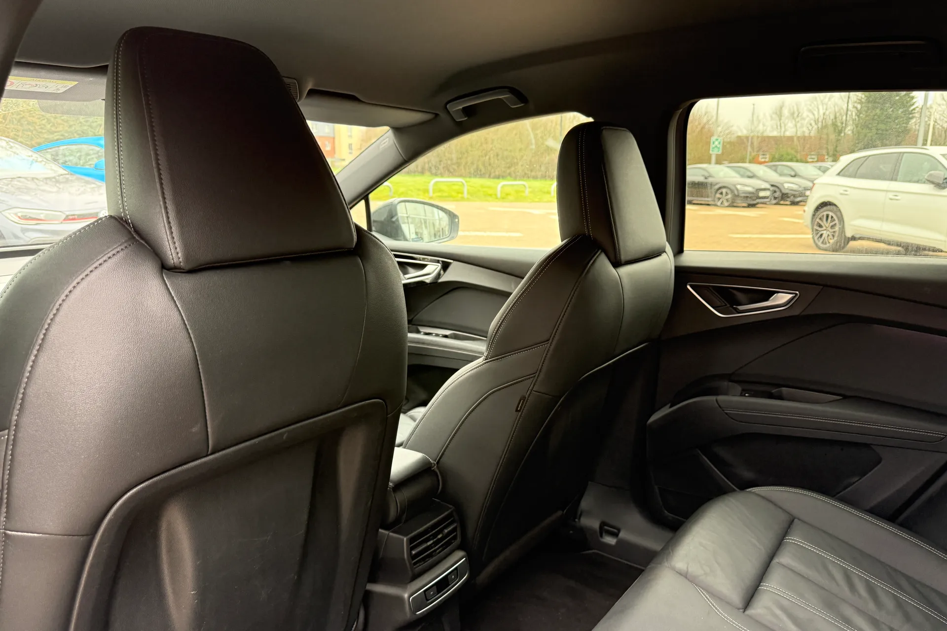 Audi Q4 thumbnail image number 46