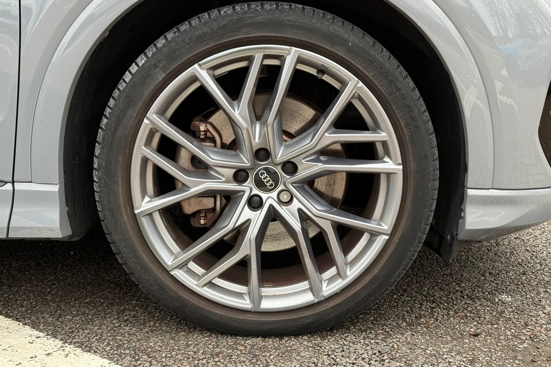 Audi Q4 thumbnail image number 27