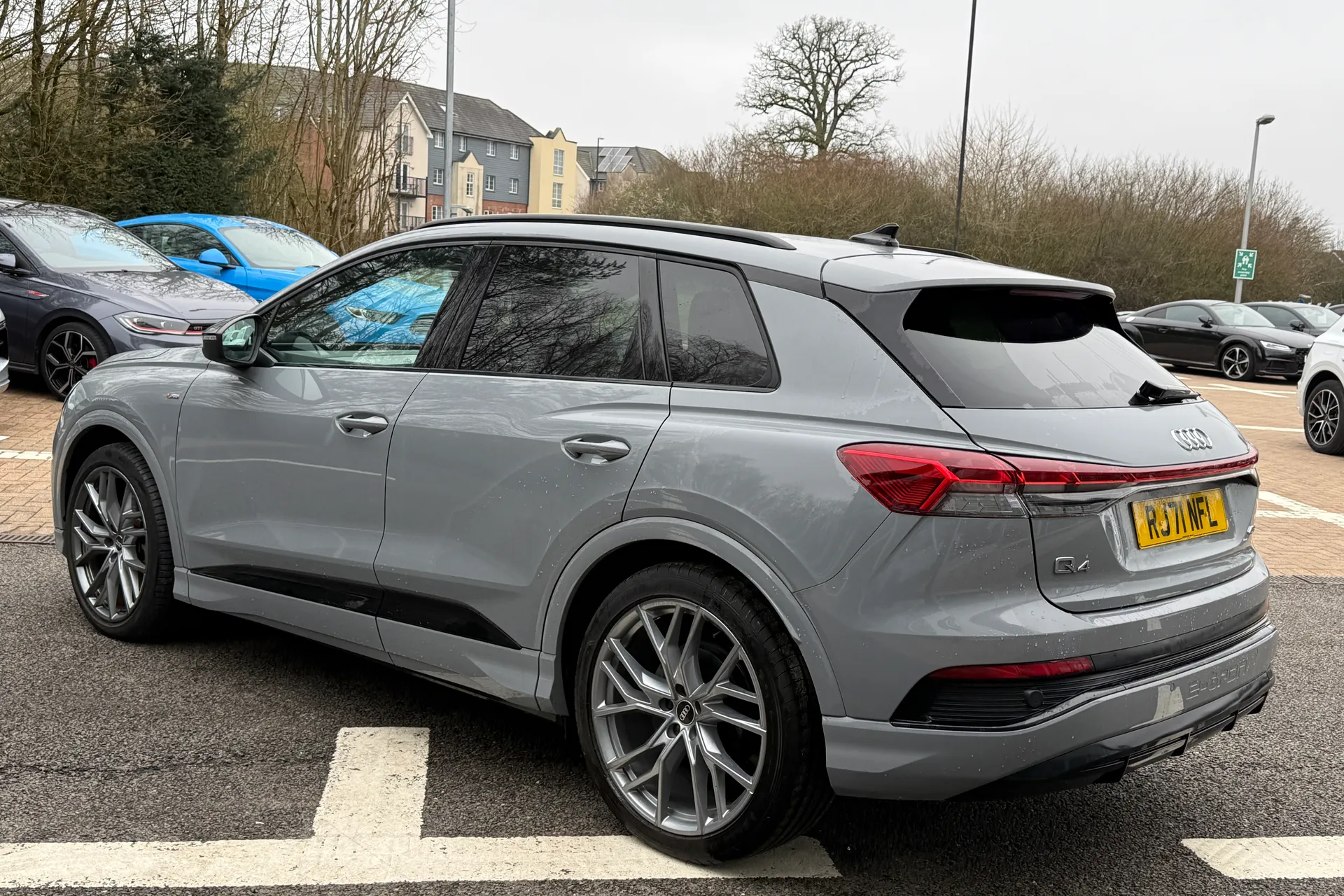 Audi Q4 thumbnail image number 44