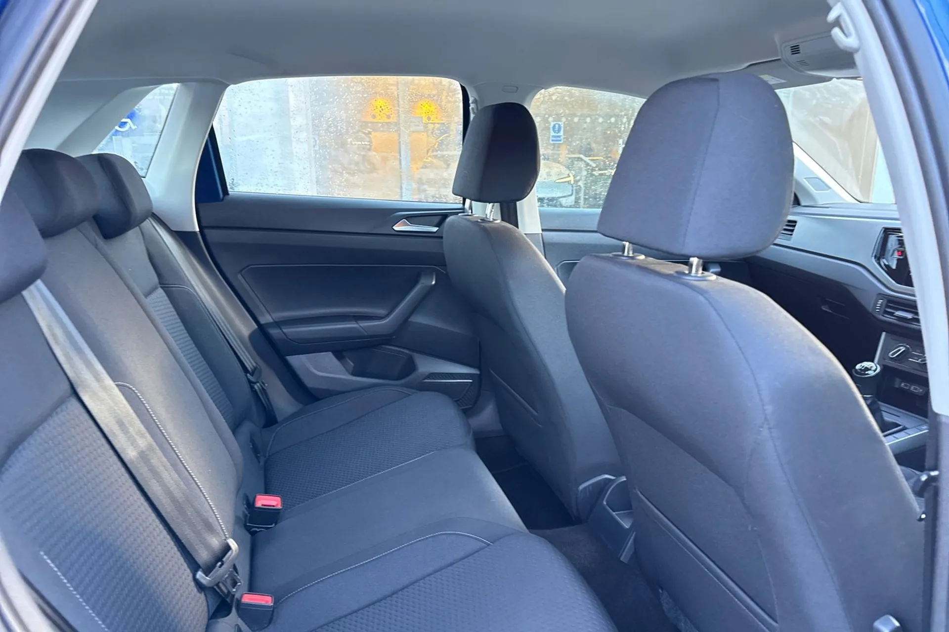 VOLKSWAGEN POLO thumbnail image number 22