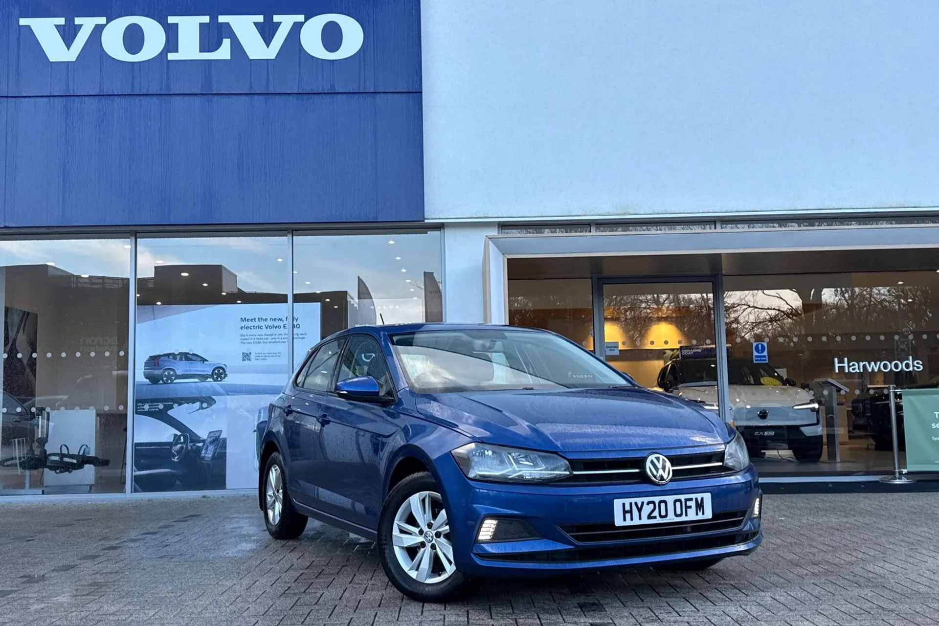 VOLKSWAGEN POLO focused image