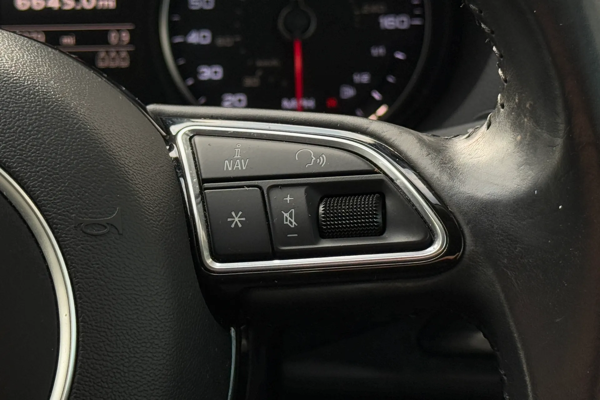 Audi A3 thumbnail image number 13