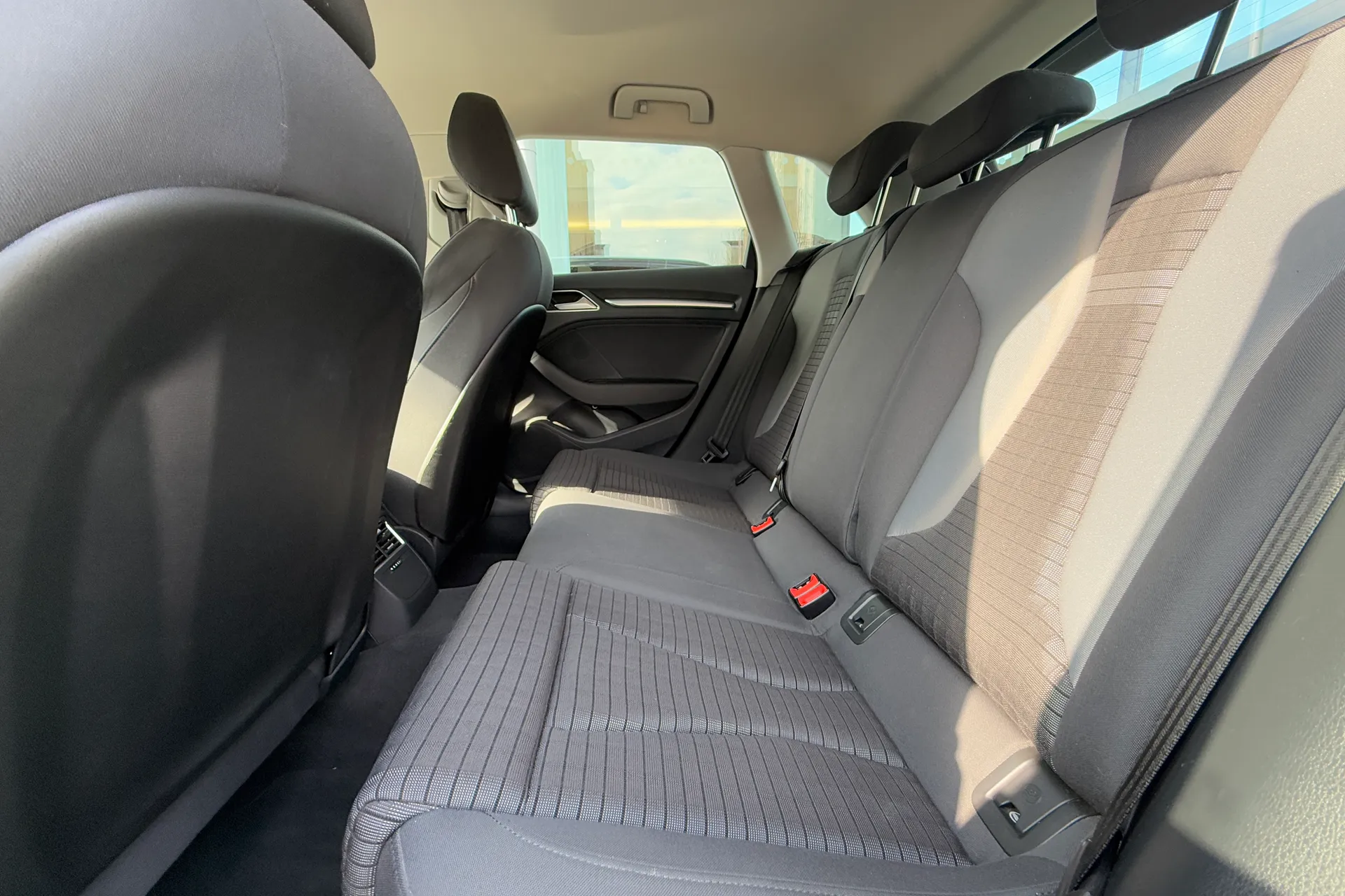 Audi A3 thumbnail image number 46