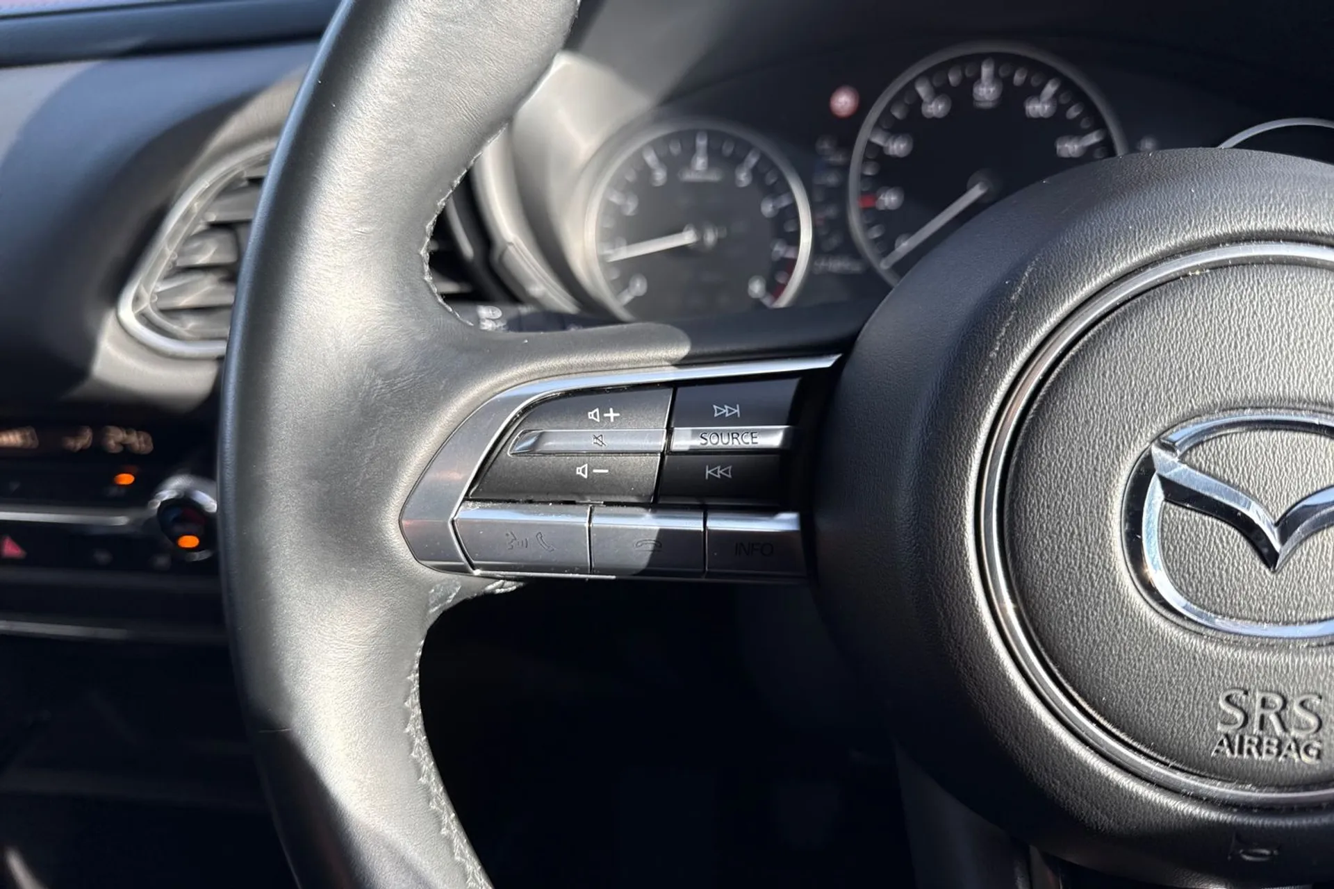 MAZDA CX-30 thumbnail image number 29