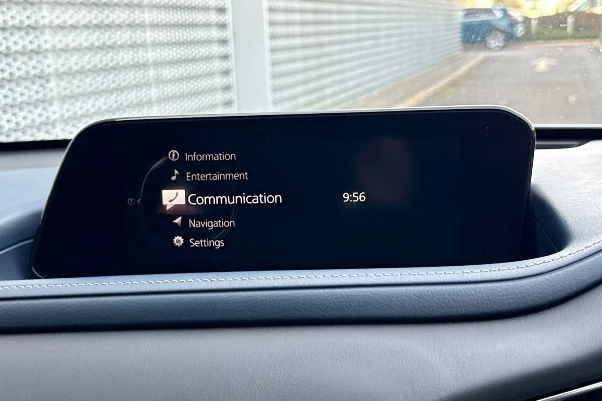 MAZDA CX-30 thumbnail image number 17