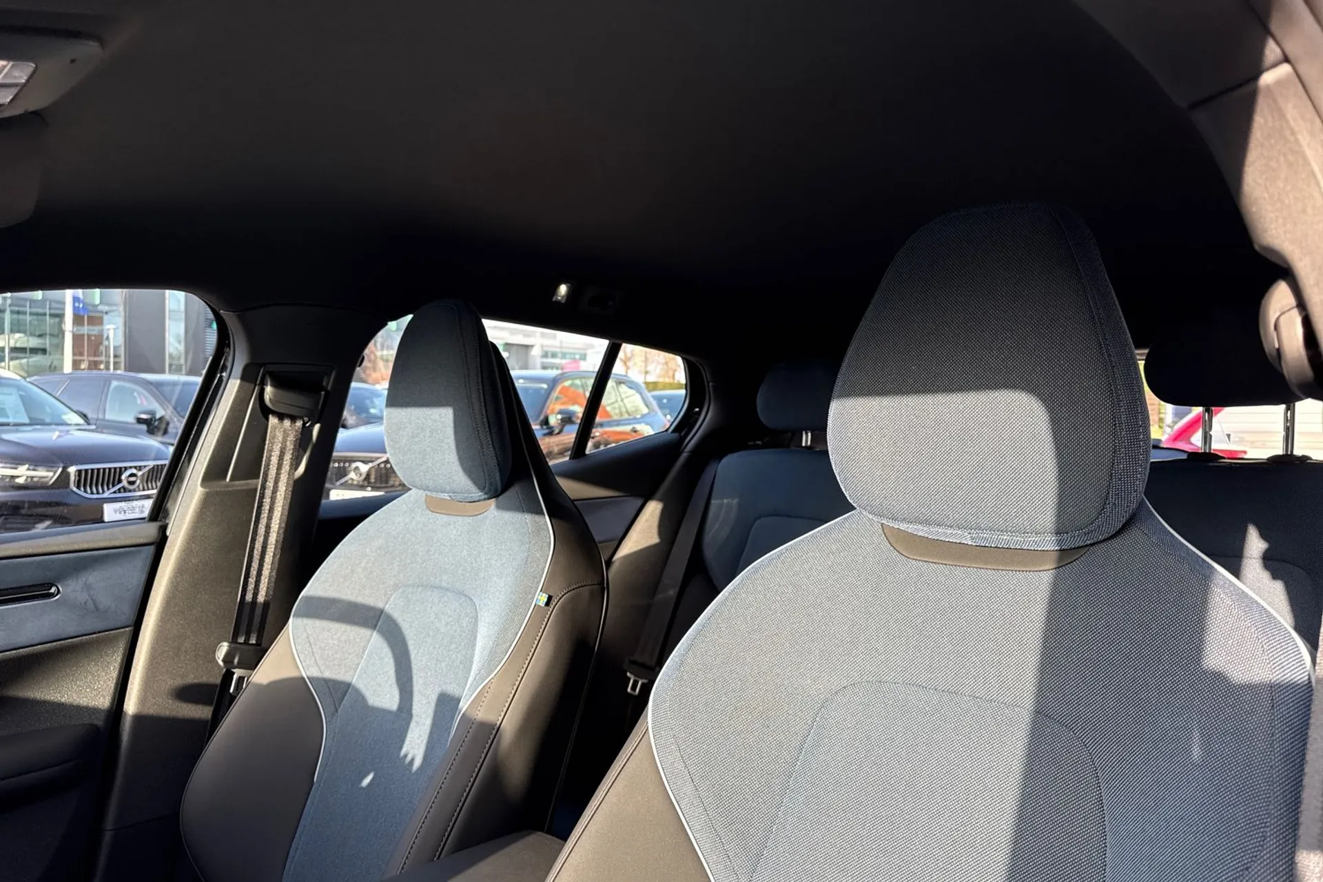 Volvo EX30 thumbnail image number 29