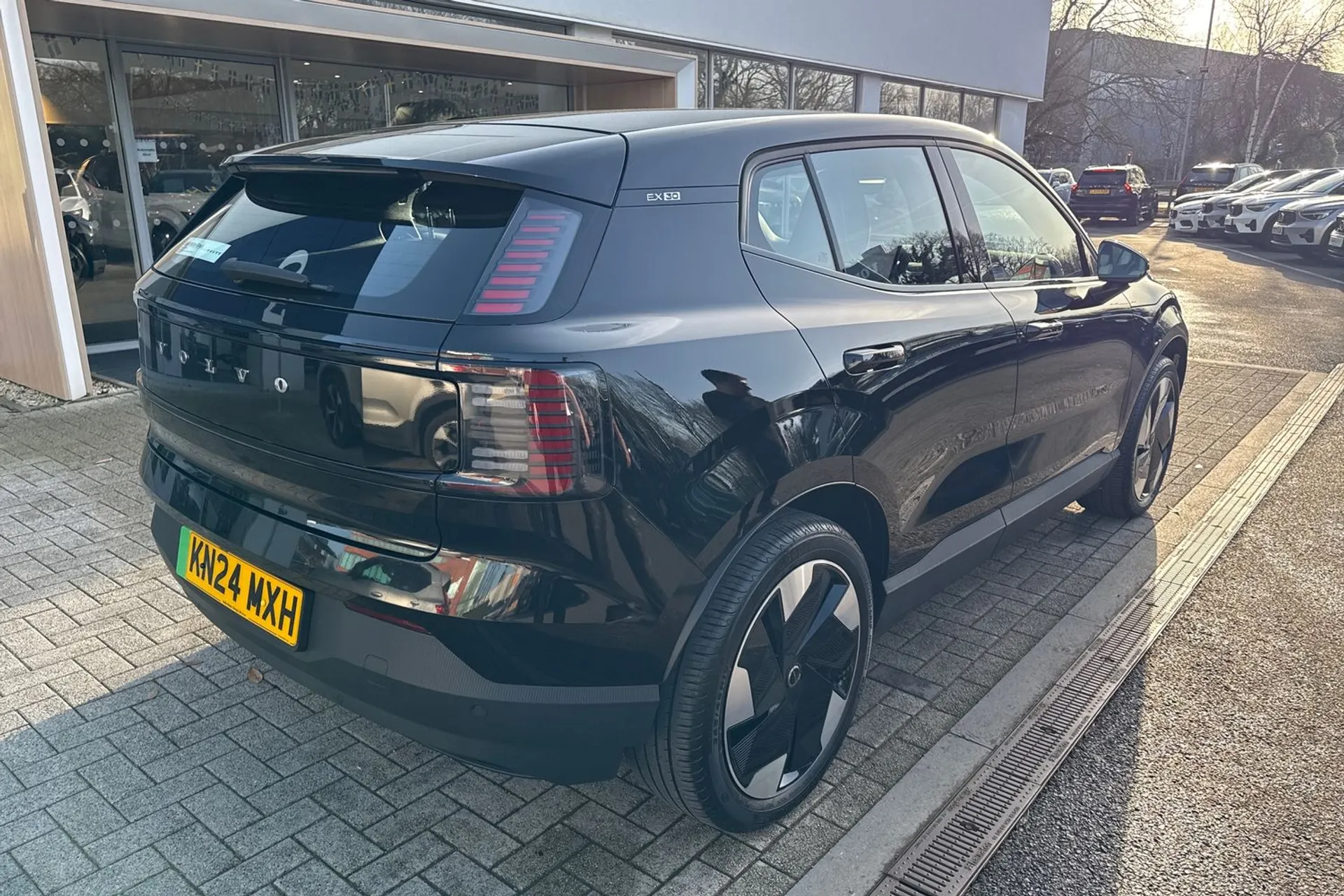 Volvo EX30 thumbnail image number 8