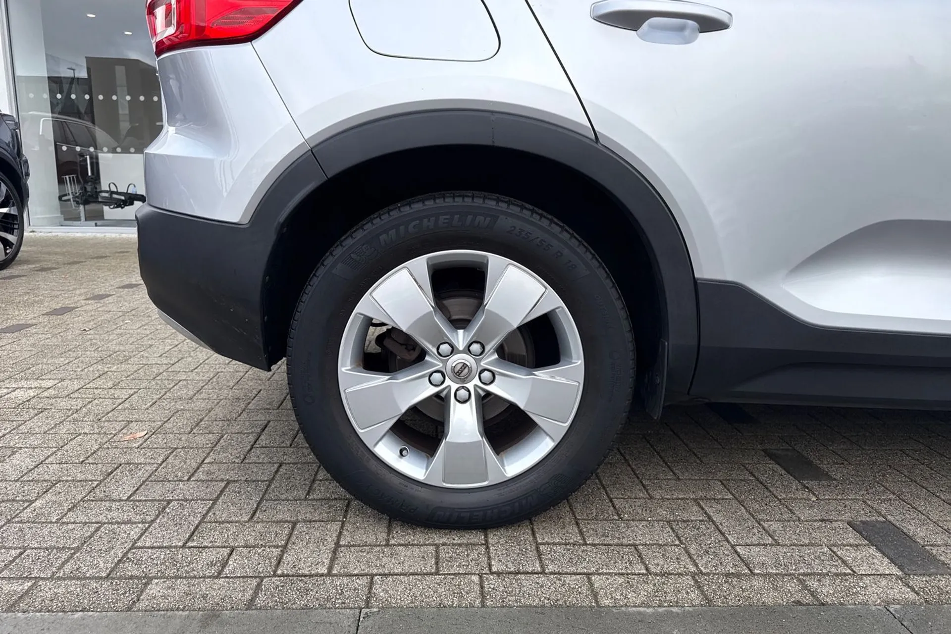 Volvo XC40 thumbnail image number 14