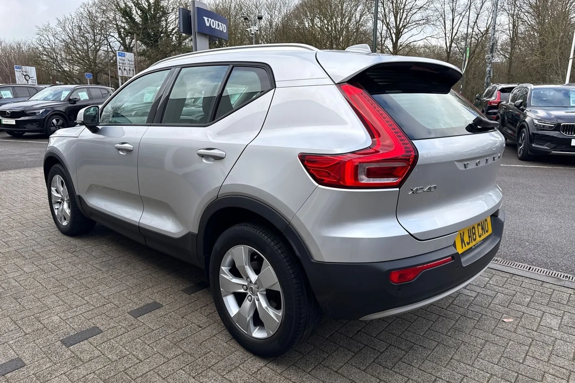 Volvo XC40 thumbnail image number 10